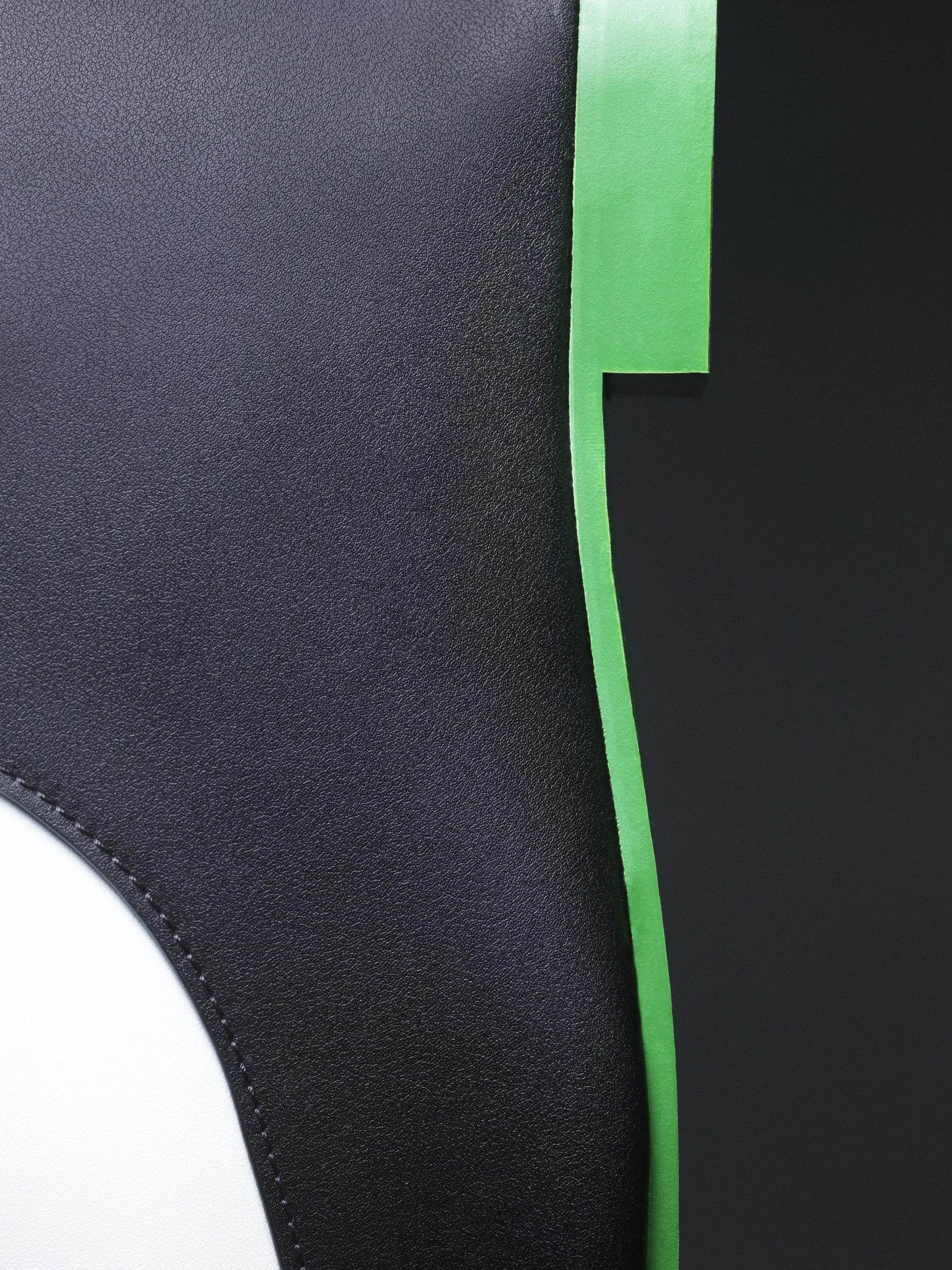 DAMIAAN-PACKSHOTS_005.jpg