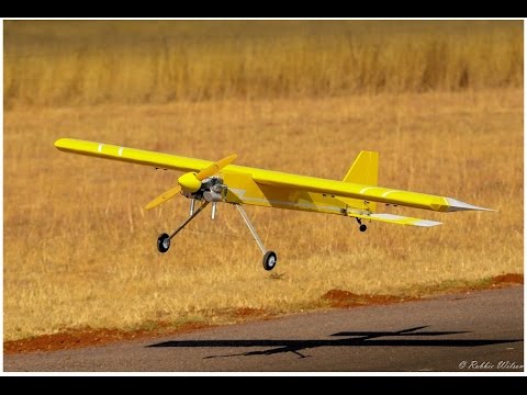 Andre having fun with his Big Yellow Drastik 60cc DLE (720HD)