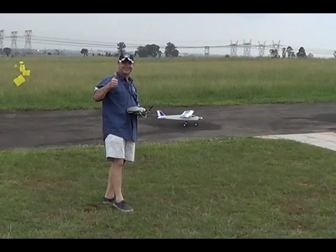 Maiden Flight of a Balsa Cloud Dancer by Johan Notnagel 720HD