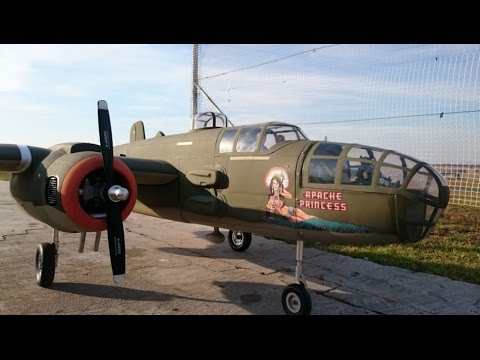 Flight of the Beautiful B-25 with 2.62m Wingspan at IRF (720HD)