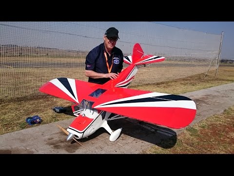 Maiden Flight of a Taylorcraft 20cc DLE and more planes (720HD)