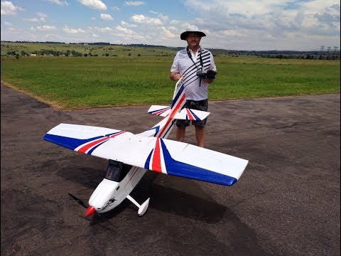 Beautiful Sky-Wolf flown by Sherwin Beretta at IRF (1080HD)