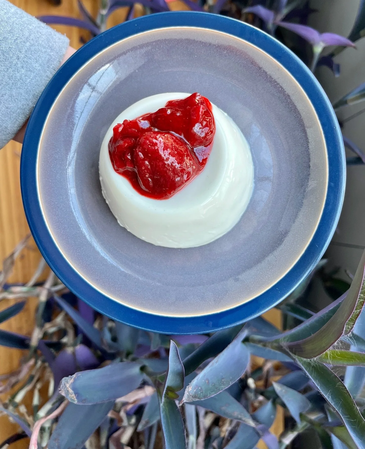 We&rsquo;ve got another recipe for you, friends! Looking to elevate your Easter dinner with a fancy (but super easy) dessert? Our Panna Cotta is just the thing! Comment &lsquo;dessert&rsquo; below, and we&rsquo;ll send the recipe right to your inbox 