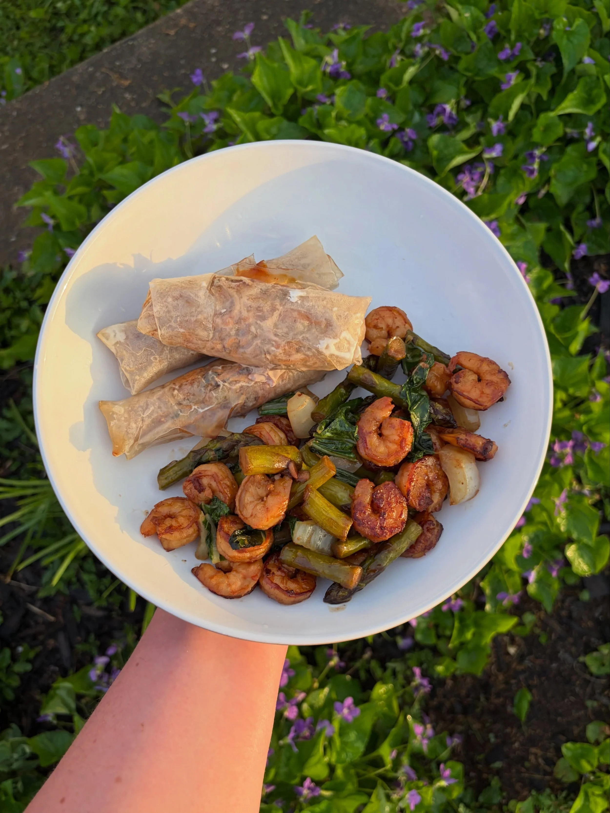 New recipe alert! 🚨 Check out our Chili Garlic Shrimp &amp; Spring Veggie Stir-fry. A quick &amp; easy weeknight dinner that pairs well with spring rolls, rice, or noodles. Comment &lsquo;garlic&rsquo; below and we&rsquo;ll send the details right to