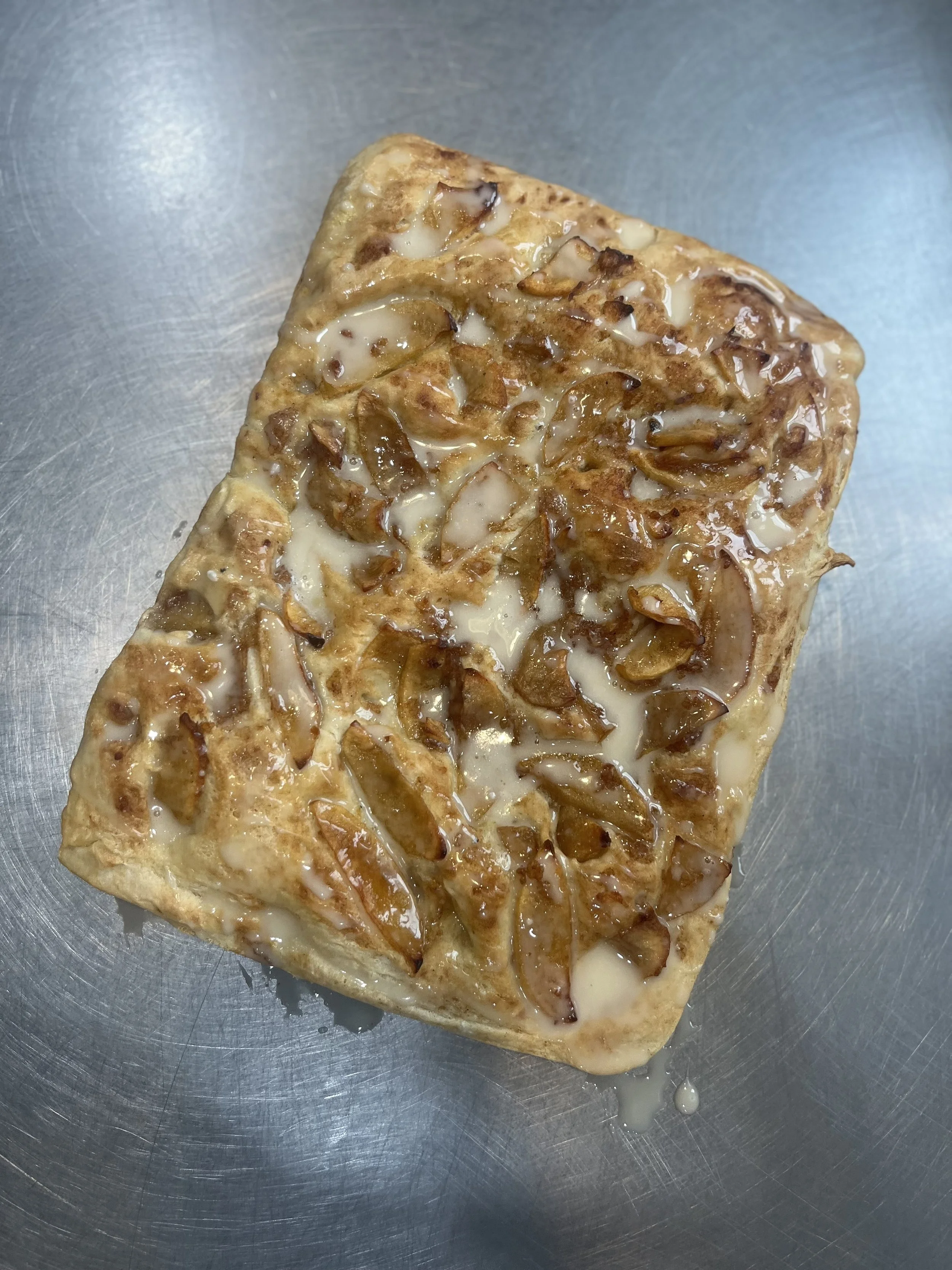 Apple  focaccia.jpeg