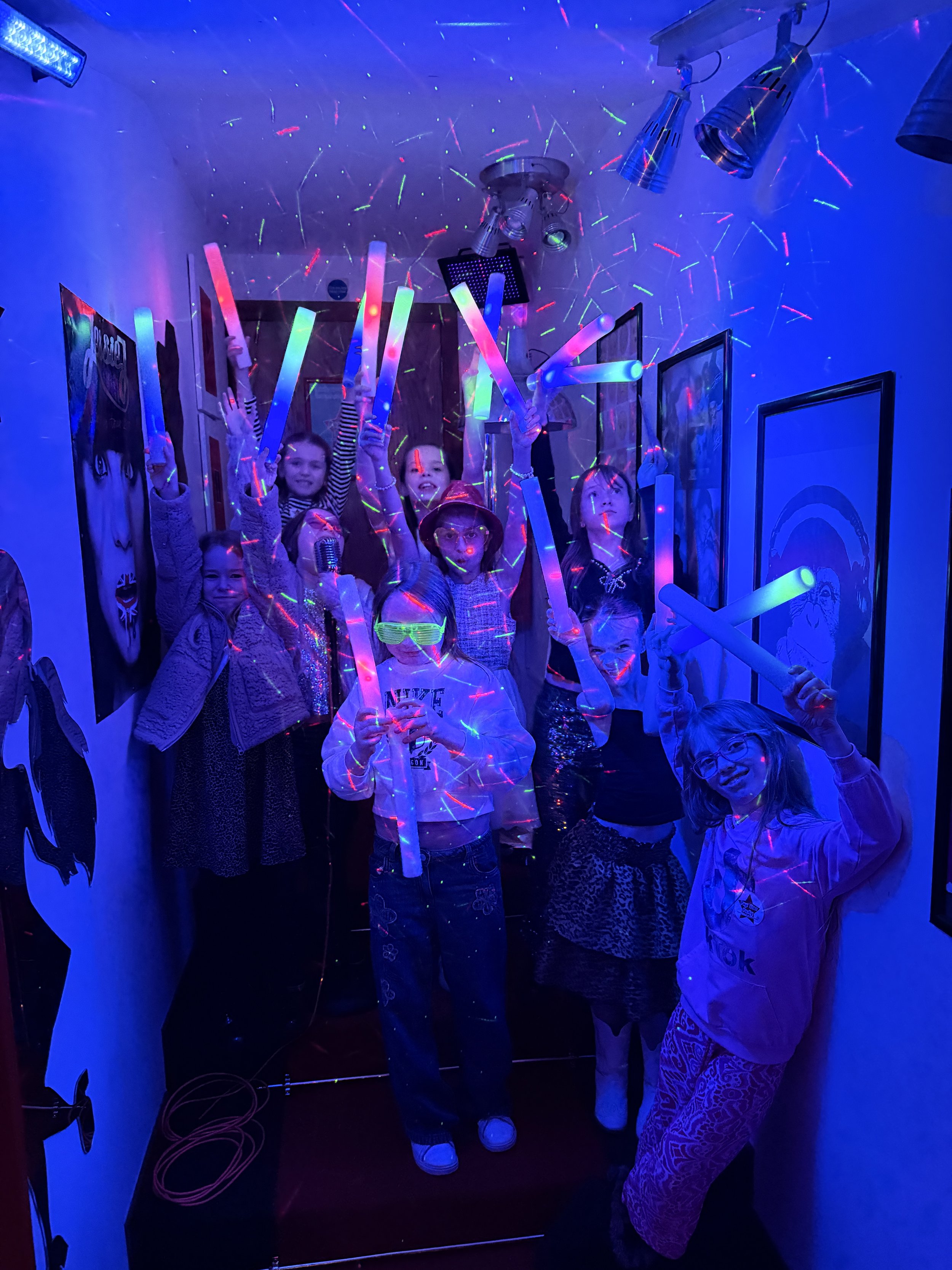 Pop Star Party at Xmas_2.JPG