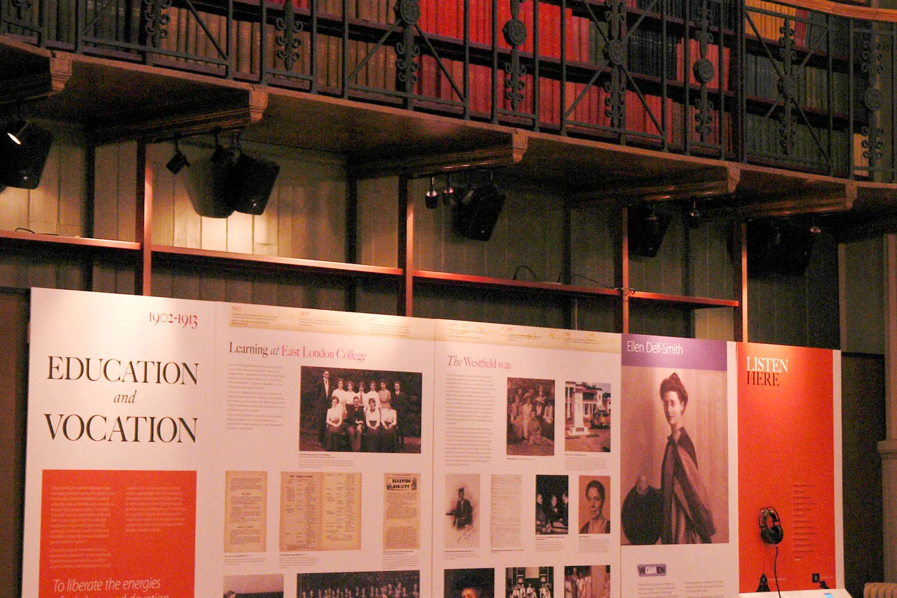 The colour palette for the panels echoed the books displayed on the library shelves above
