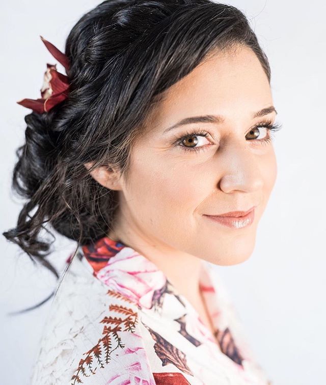 Francesca looking flawless! (Those individual lashes look sooo natural😍) Photography @angelita_photo  Hair @hairbylauraleer Makeup @makeupbychristinaburns  Venue @casamarinahotel  Florals @jacksonvilleflflowermarket  Beautiful Bride @fcaputophoto #s