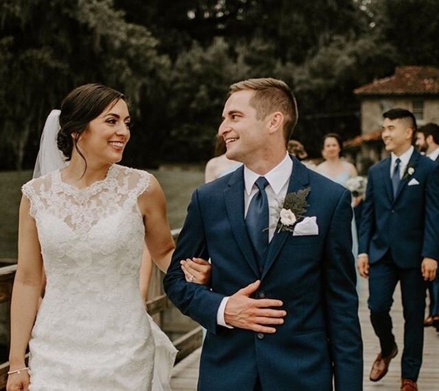 Our first wedding back!  So excited to have worked with such an amazing team ❤️ Photographer @yazidavis // Hair @hairbylauraleer // Makeup @makeupbychristinaburns // Venue @marywoodcenterevents #marywoodwedding #jacksonvillewedding #staugustinemua #s