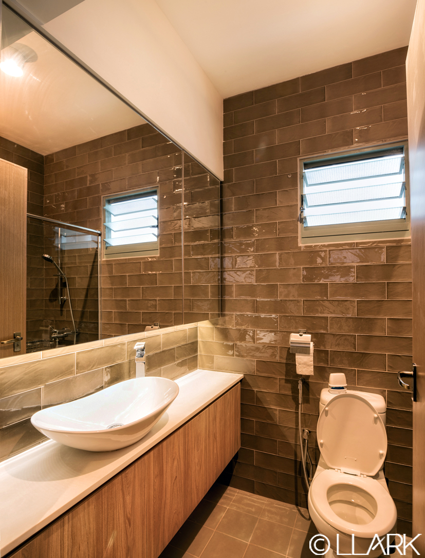 LLARK_Punggol_Waterway_Master_Bathroom.jpg