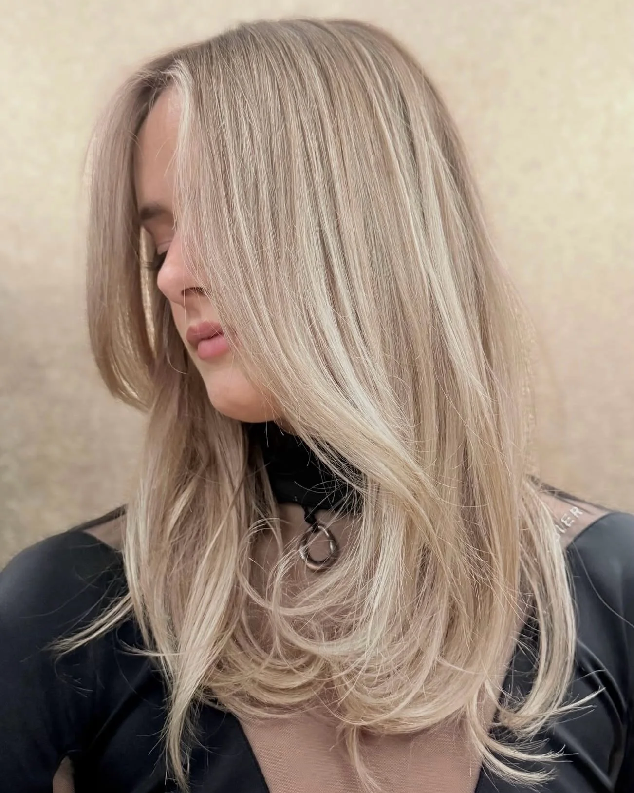 looks that 🍽️ 

✨ @tashaparkerhair 
✨ @cosmocourt_ 
✨ @chantelshairhub 
✨ @hairbyhanna.d @shearescapesalon 
✨ @pearlandquinnsalon @_blairedoeshair 
✨ @hairbyadam_ 
✨ @drewdbeauty @chalksalonco 
✨ @shaynaoesthetics 

#hairstylist #salonowner #beautyp