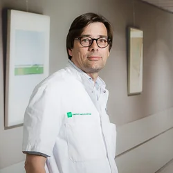 Cornel_JH_cardioloog_250x250.jpg