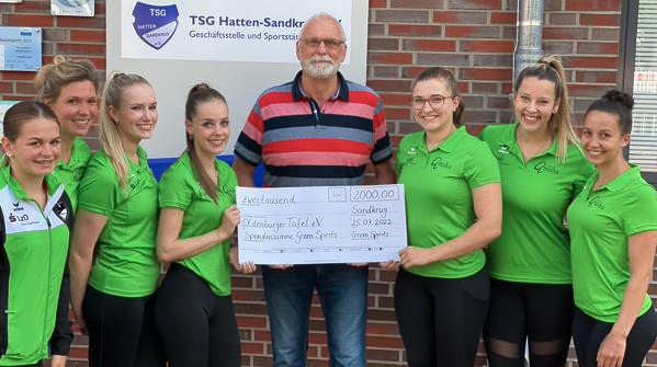 30.07.22 Green Spirits spenden 2000 Euro an Tafel