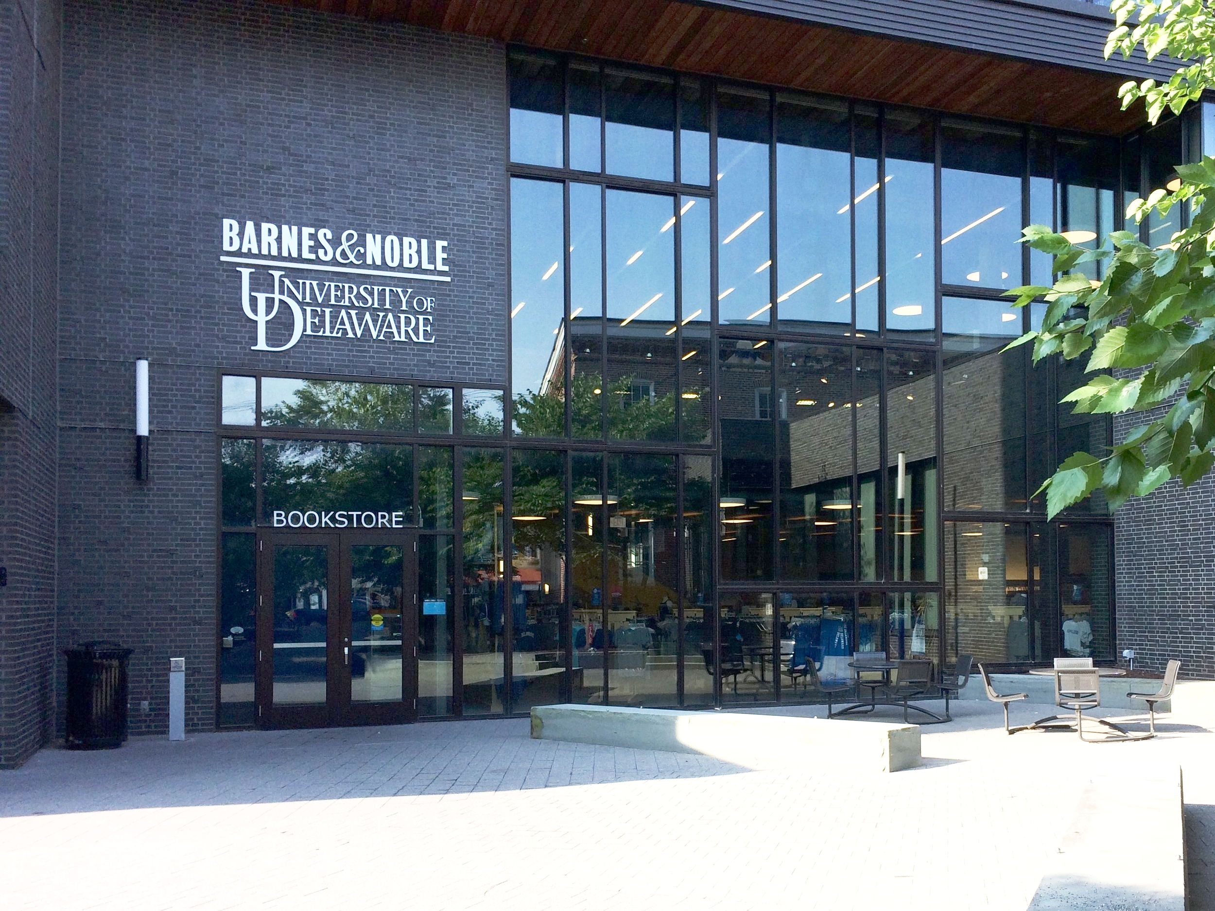 University of Delaware Barnes & Noble to Host Hogan's Hope