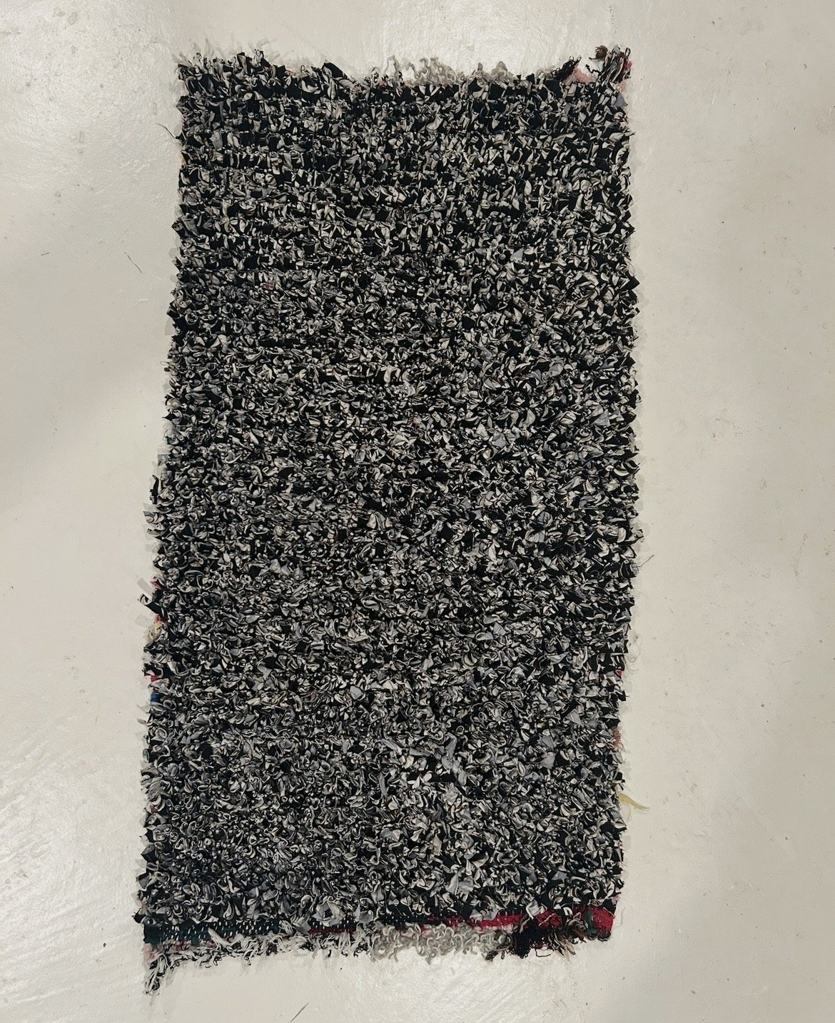 MMB45 (1’9” x 3’2”)