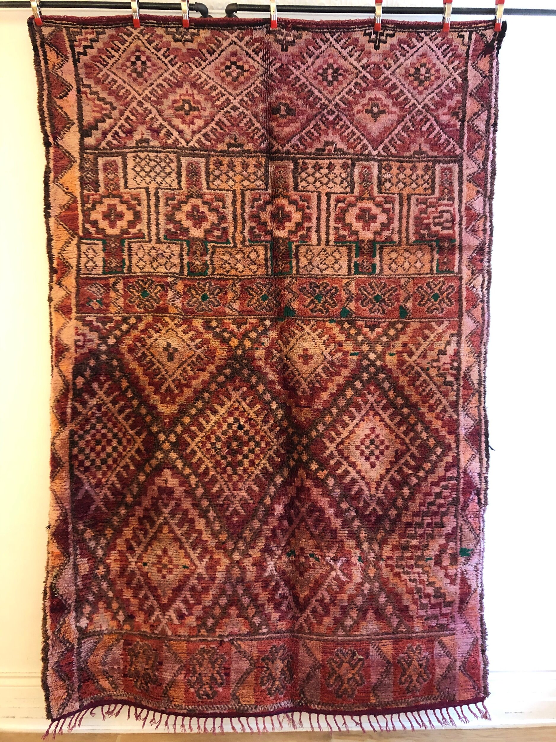 B5CAC351-7FB0-4422-9974-E8DE05B48BCB