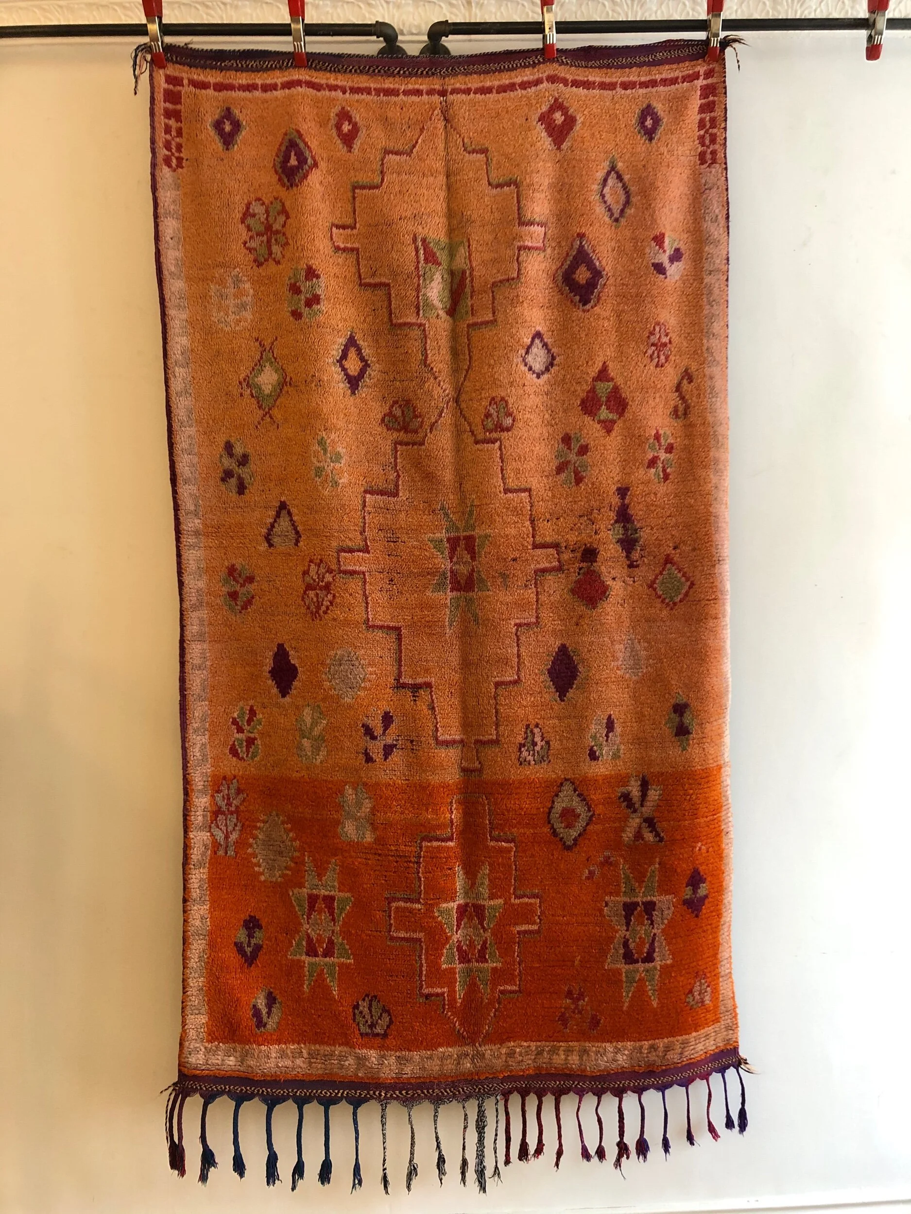 D6425E39-A38E-4FBA-AA0F-206282C13409