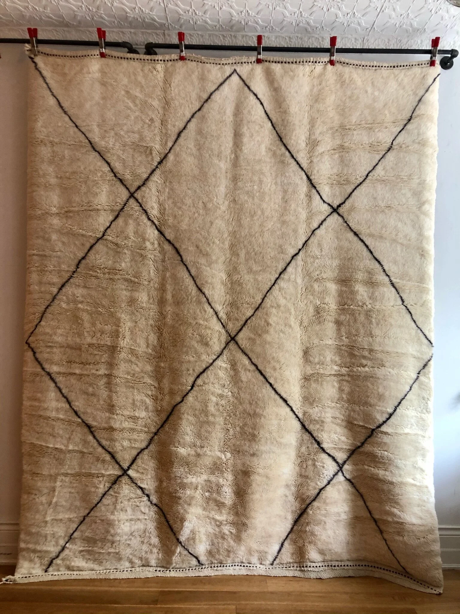 6CE86468-10C7-4C75-A31D-C48559ADEB9C