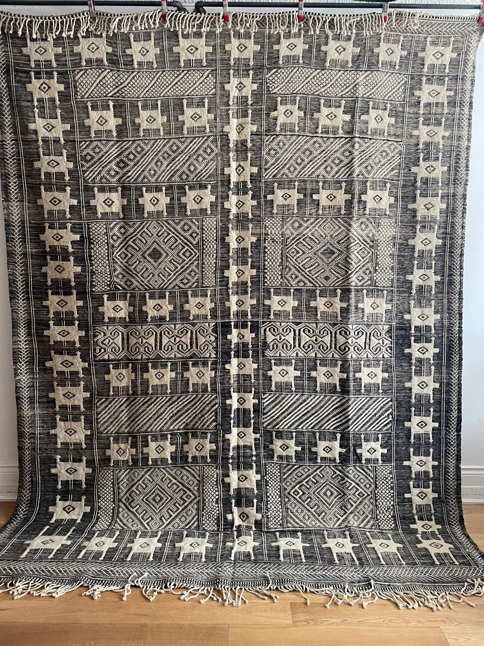 893B0E79-F57A-4C3D-8B3E-EAD9C87F9AFA