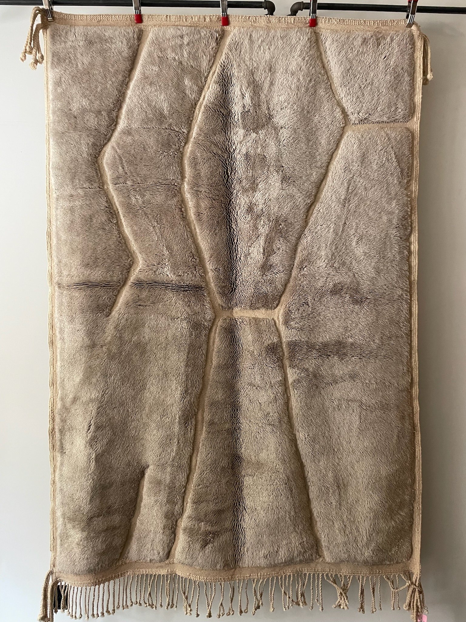 soft silver hand-knotted moroccan modern wool Berber rug with cream lines and border