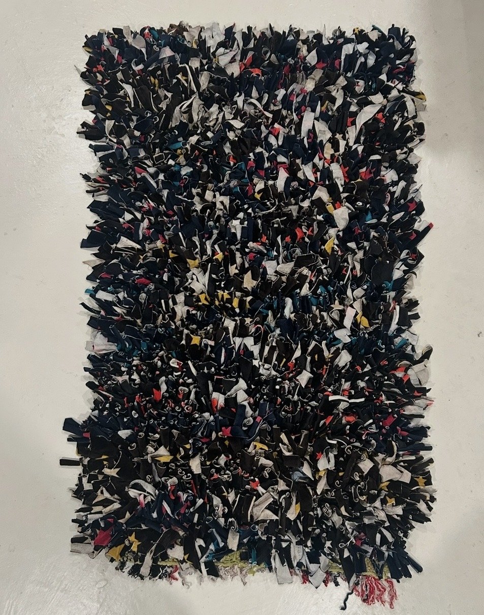 MMB49 (2’4” x 4’4”)