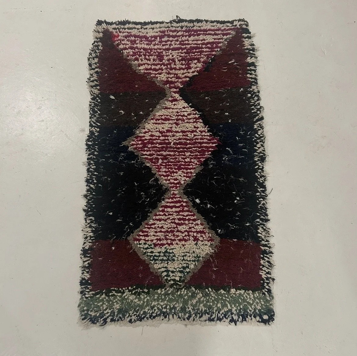 MMB31 (2’6” x 4’7”)