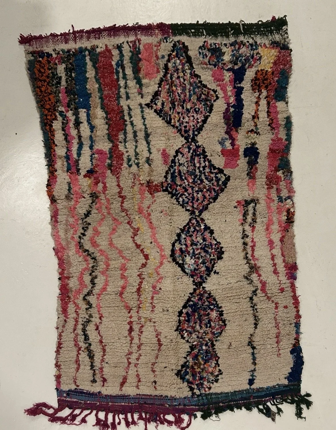 MMB24 (3’9” x 5’10”)