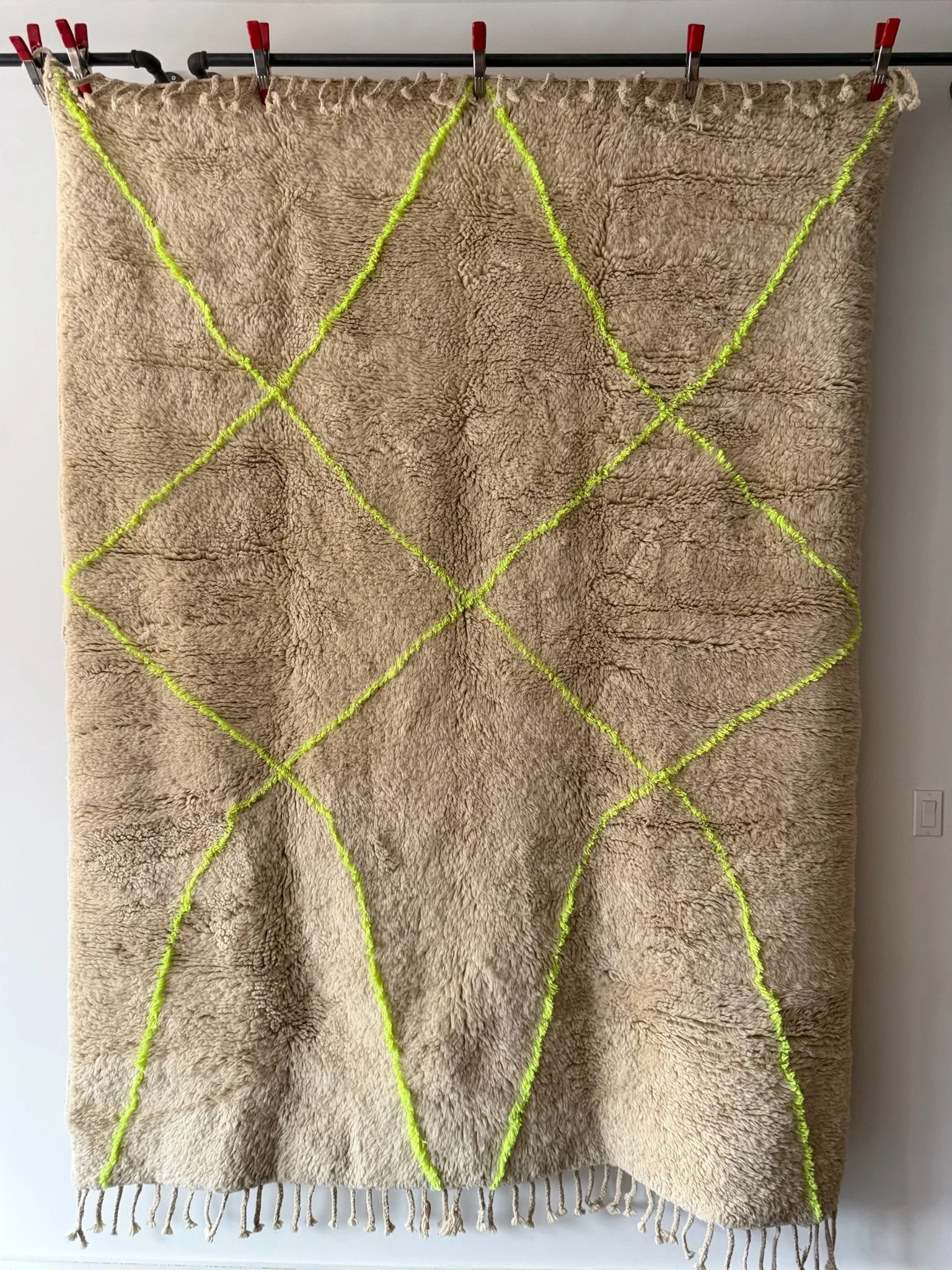 DEC107 (6'4" x 8'6")