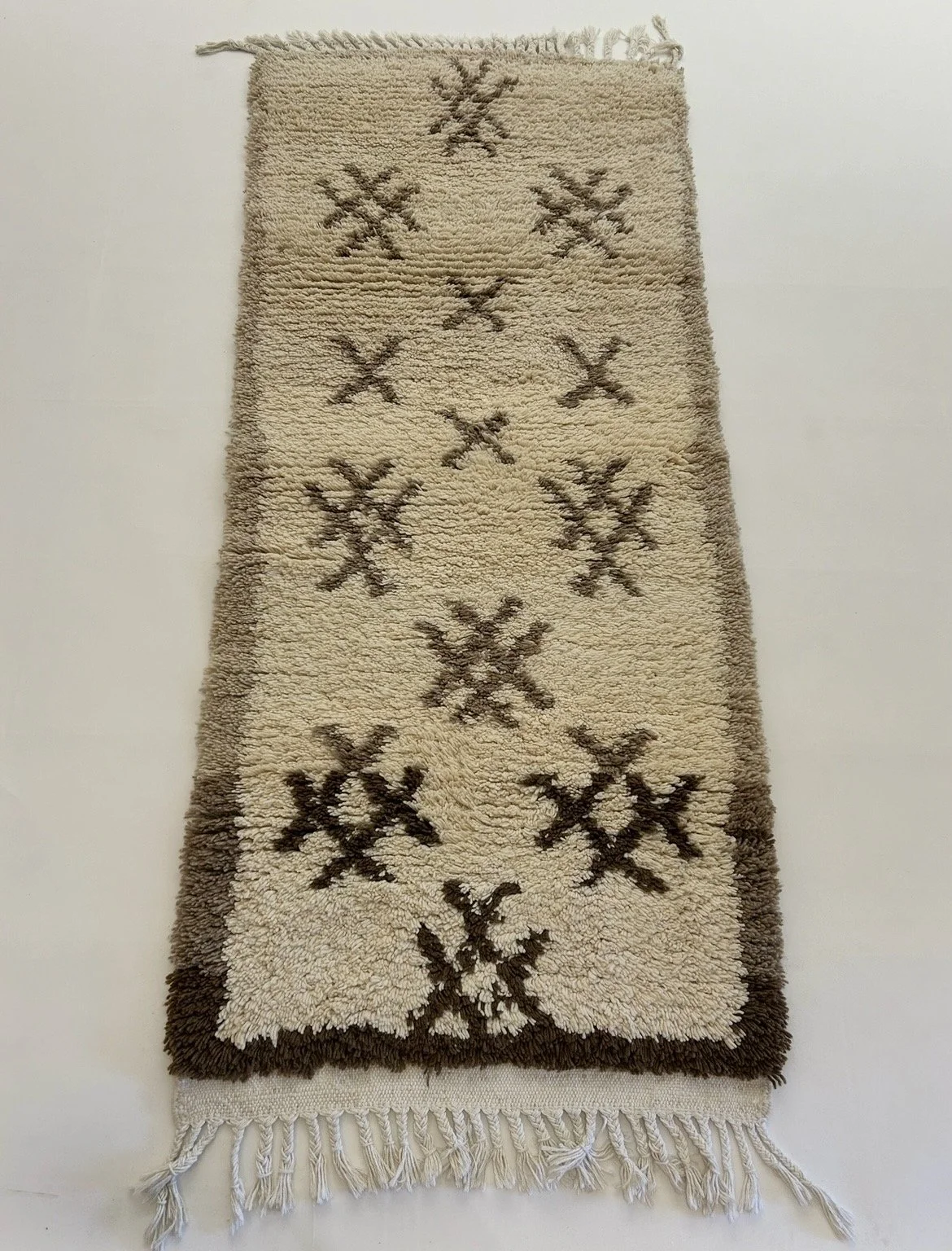 MMC03 (2’9” x 6’6”)