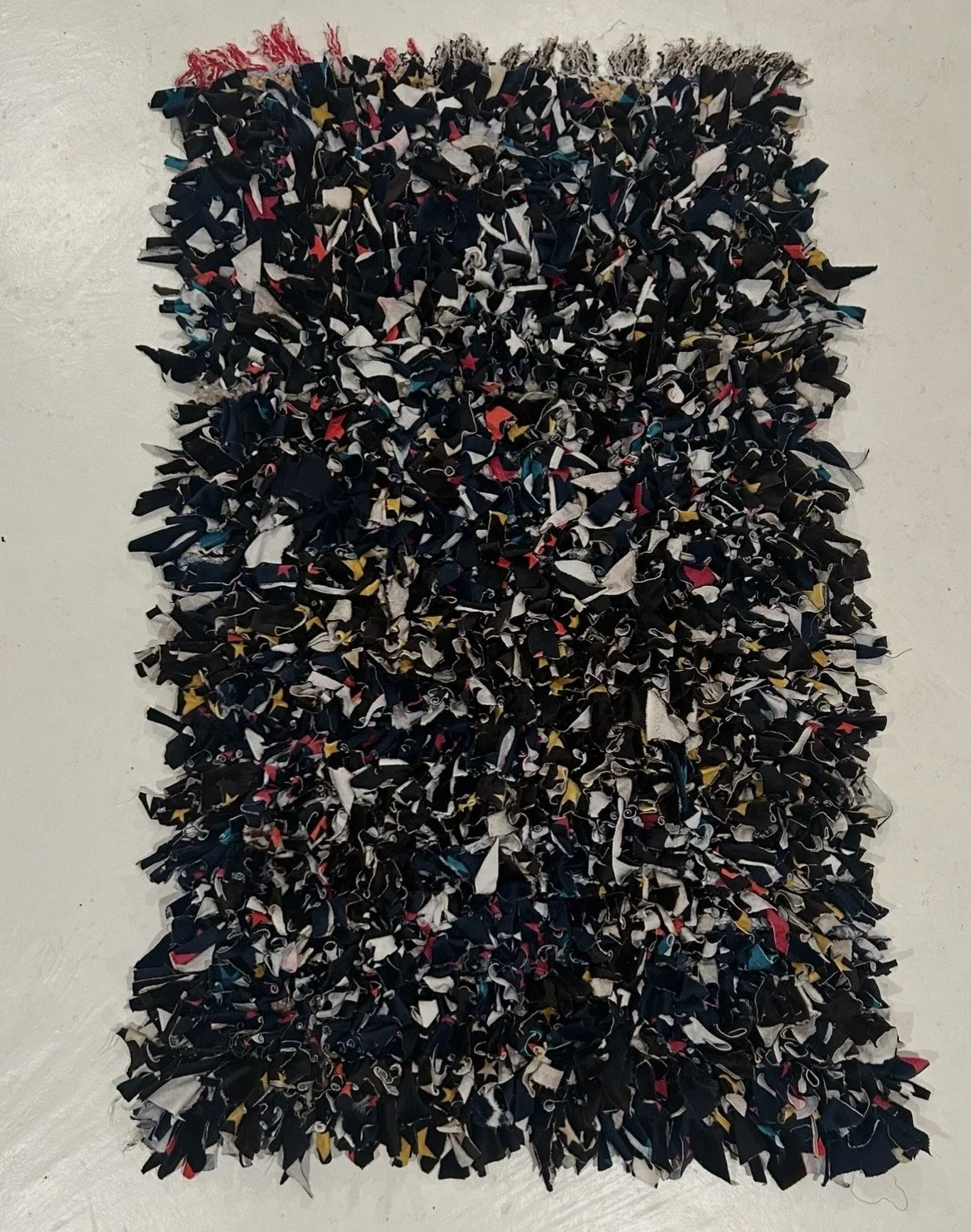 MMB18 (2’5” x 4’3”)