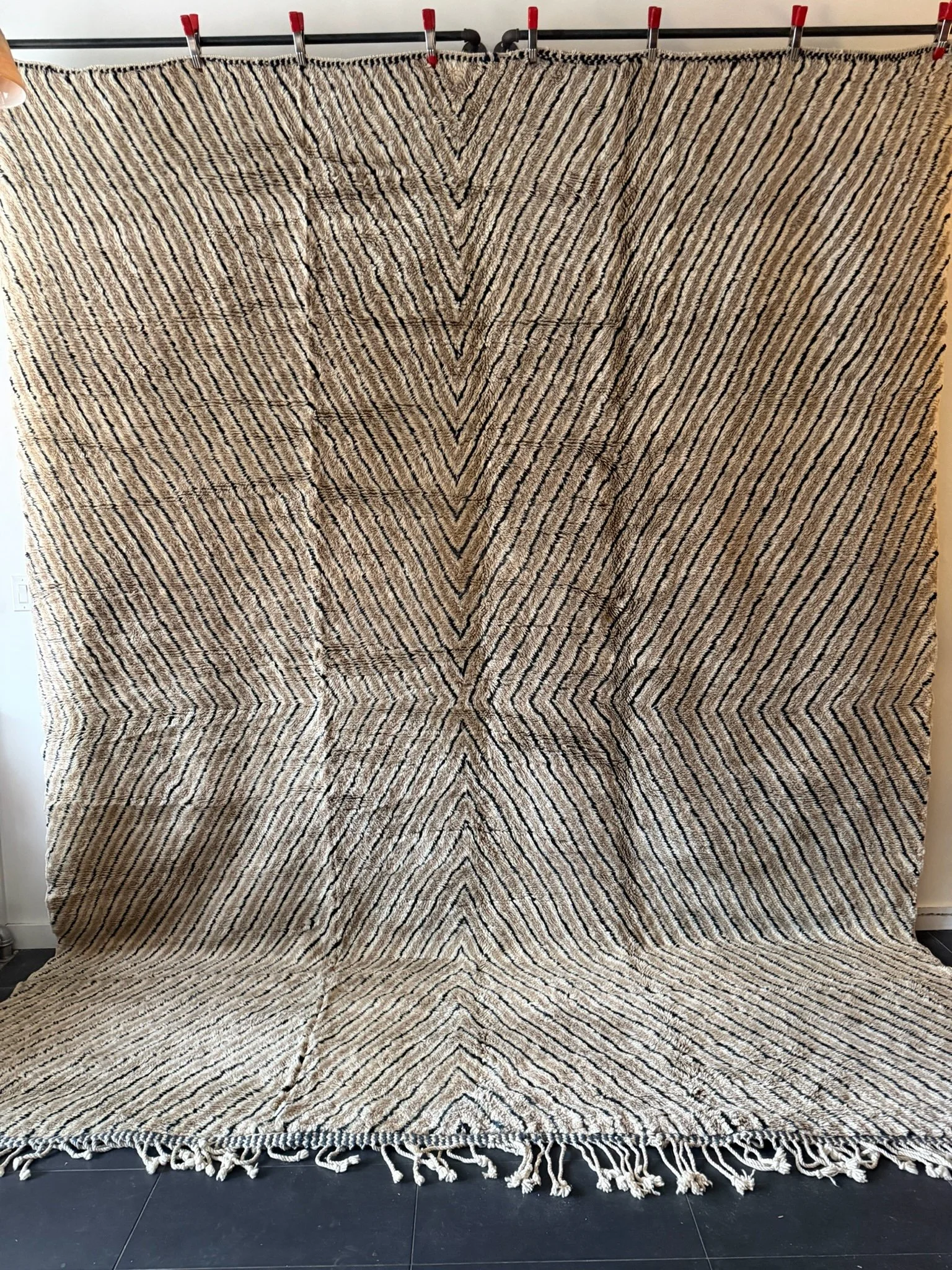 MM1103 (10'2" x 13")