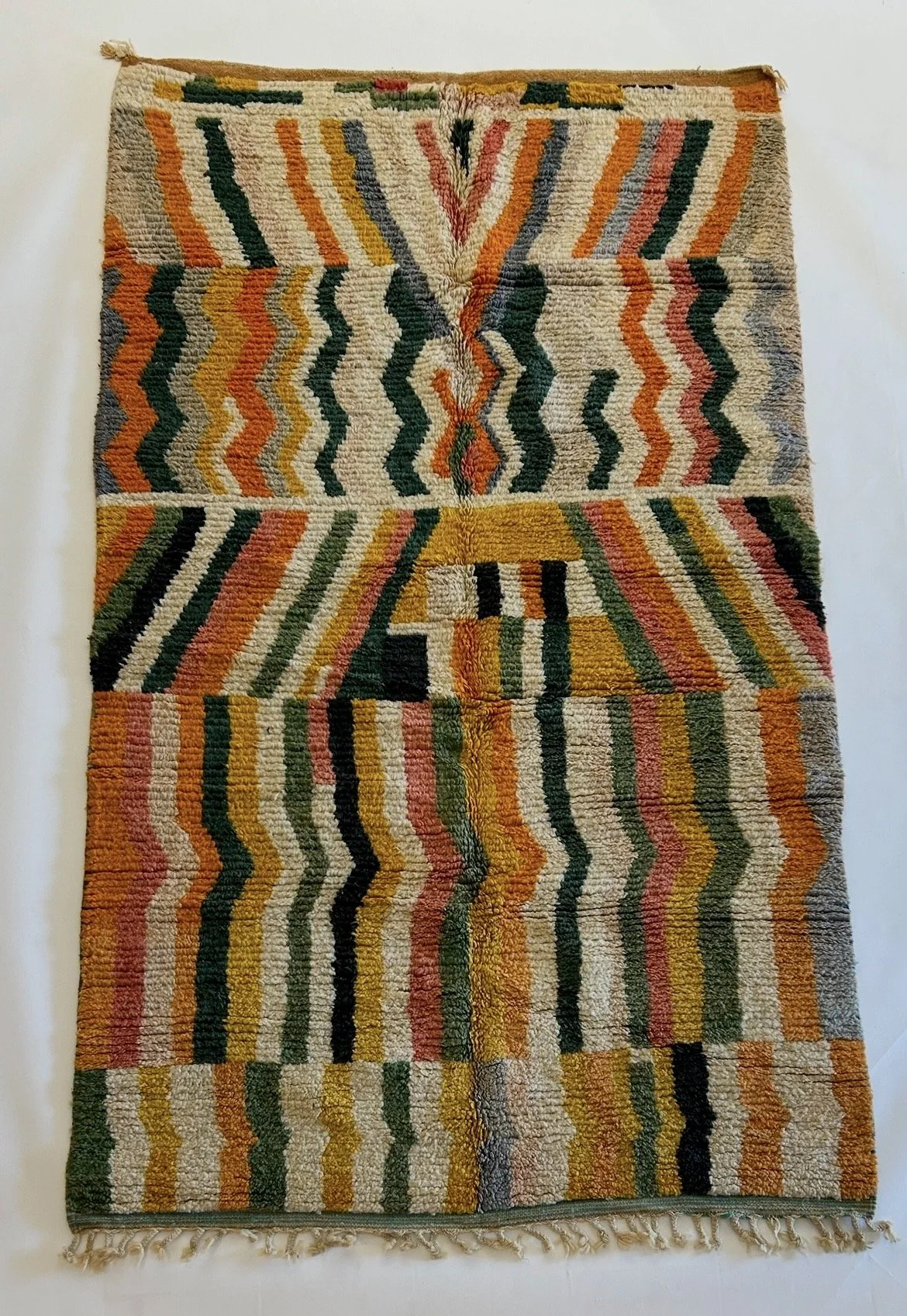 MMMOG04 (5’3” x 9”)