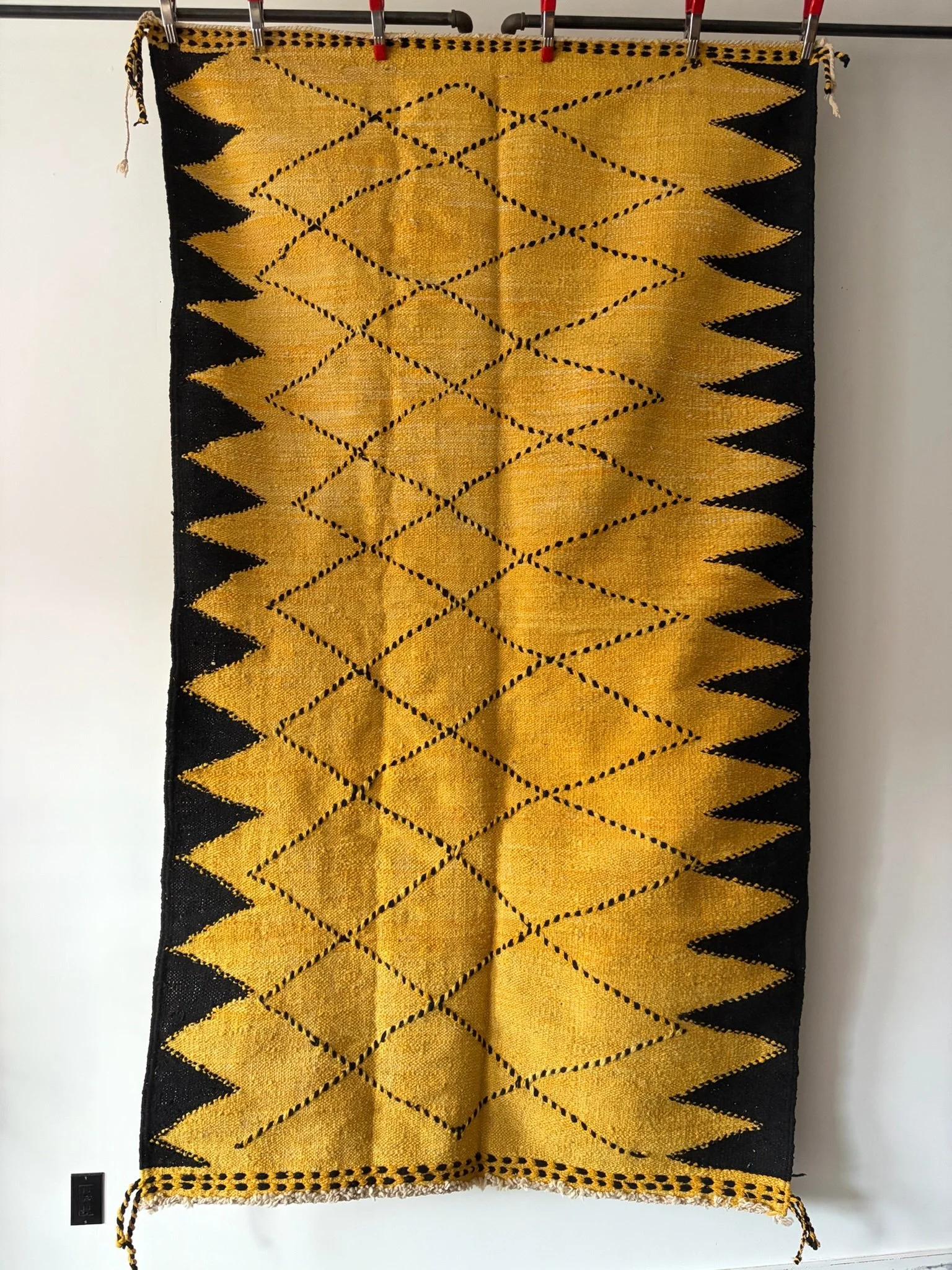 MMD27010 (5' x 8'10")