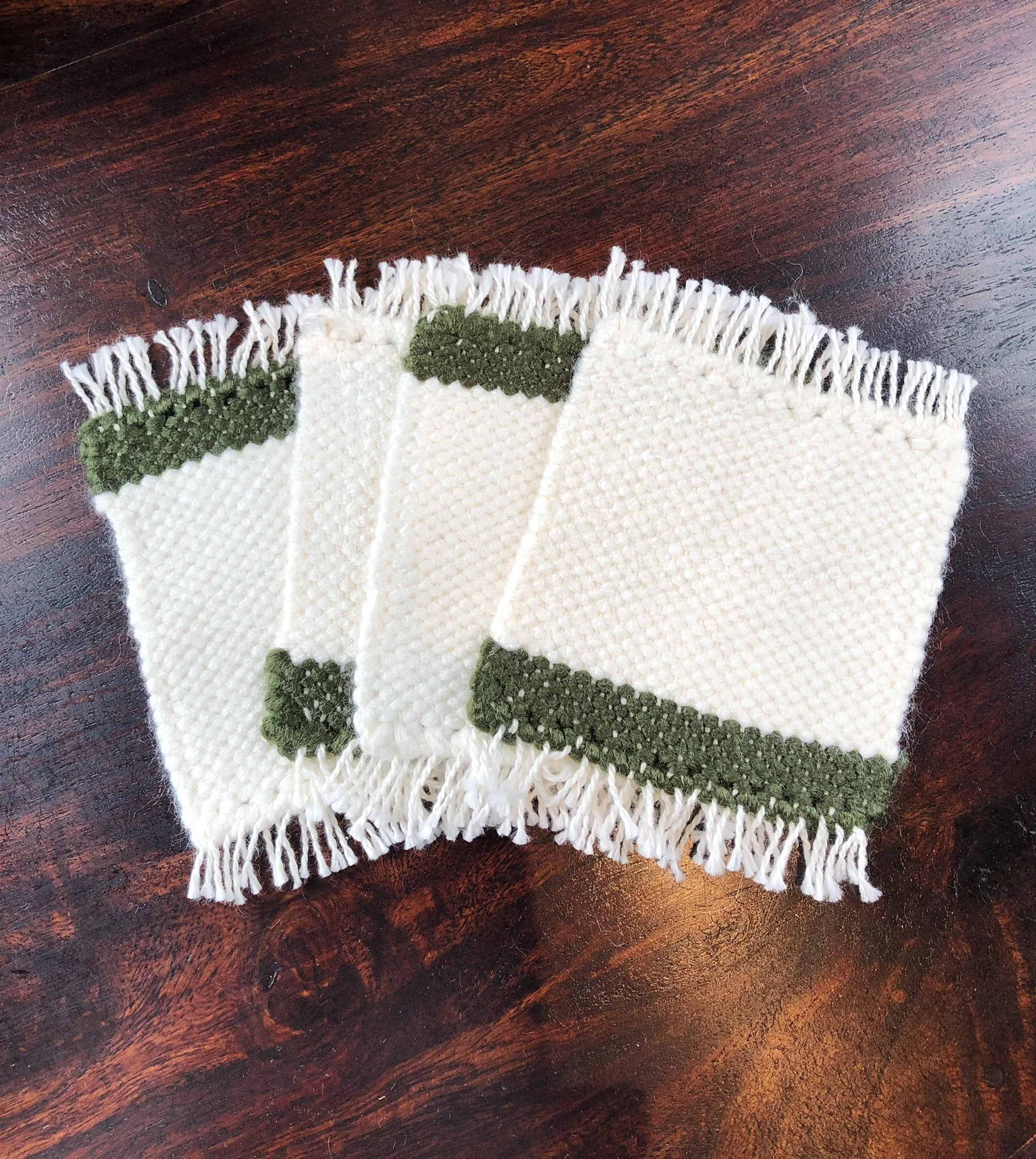 Cream/Green Mug Rugs
