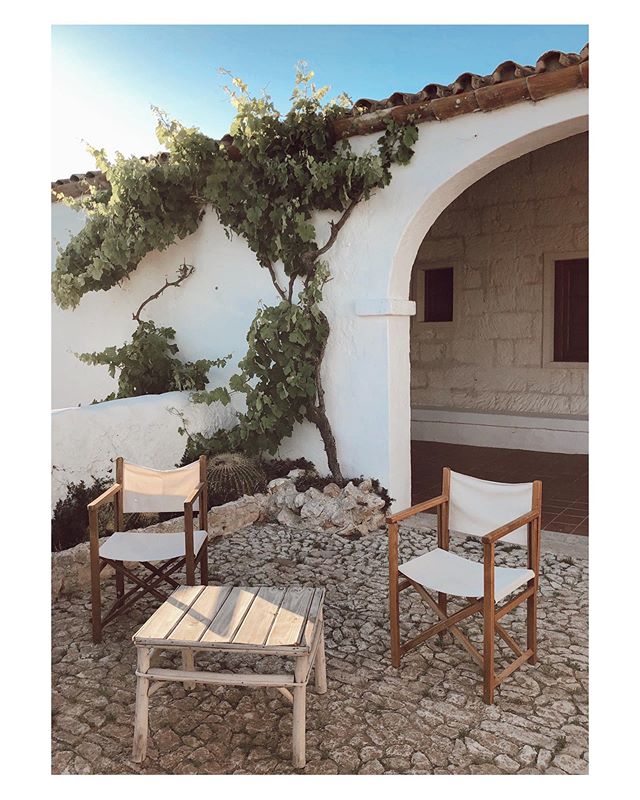 this was home for the week. but. how do i move in? like. officially?
#alluvMENORCA
.
.
.
.
.
#menorca #spain #menorcaspain #espa&ntilde;a #visitmenorca #visitspain #travelspain #europe #balearicislands #travels #letsgosomewhere #passionpassport #best