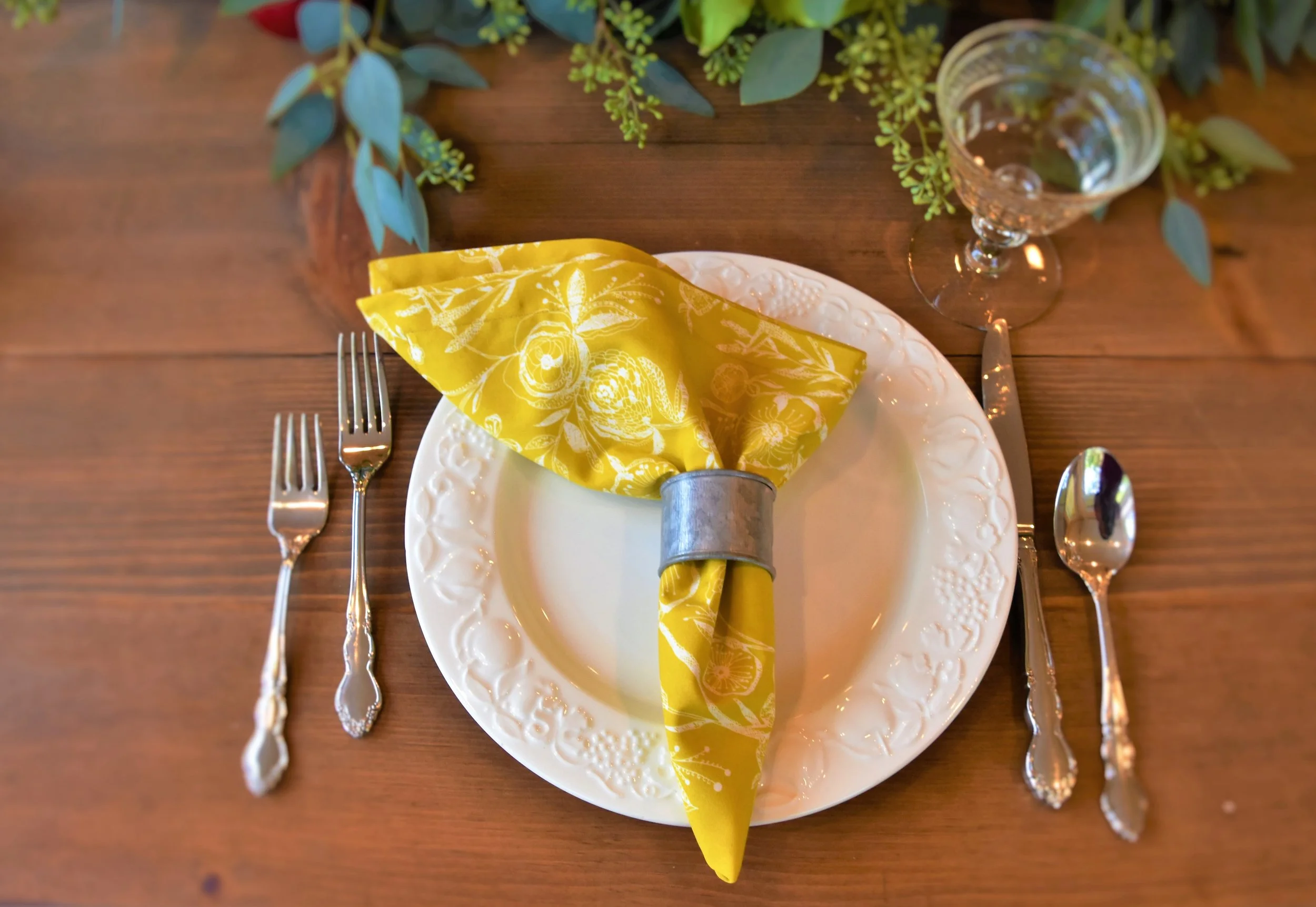 Fall Poppy Table 2.JPG