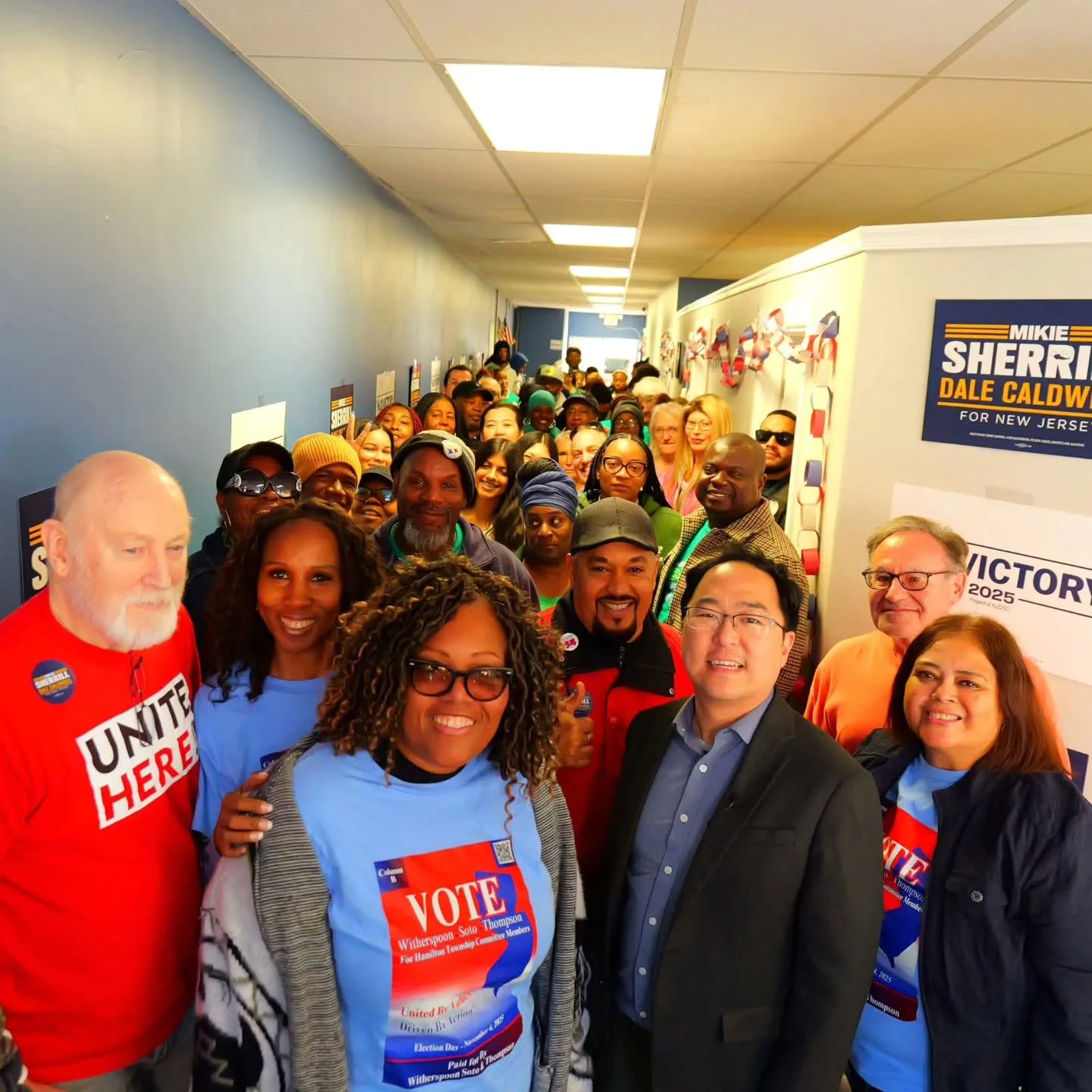 Busy day for Atlantic County Democrats!

👟 GOTV canvasses all across the county
🎉 Visit from @andykimnj
💃 D&iacute;a de los Muertos Celebration in Atlantic City