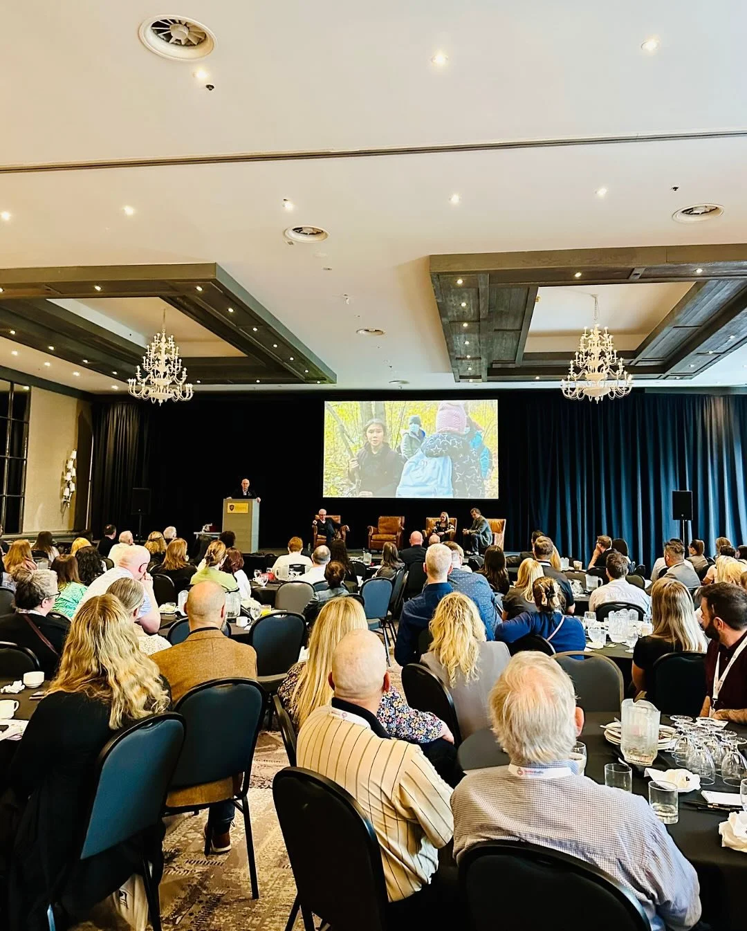 ⛰️ 300+ administrators and commissioners from English schools across Quebec gathered in Saint-Sauveur last week to talk about the future of education, and I was proud that my documentary Take It Outside was used to guide the panel discussion led by a