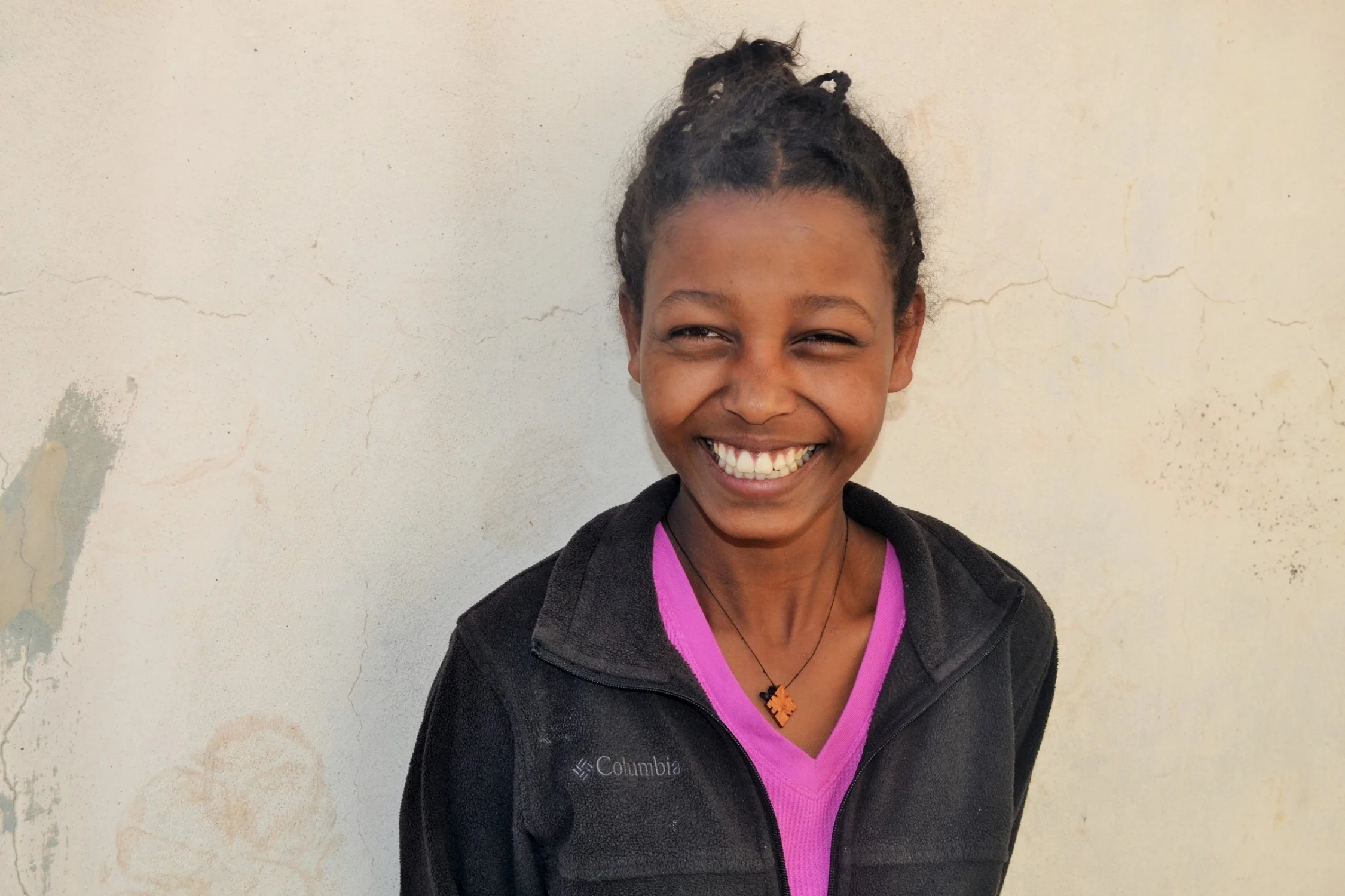 Emuye, 16