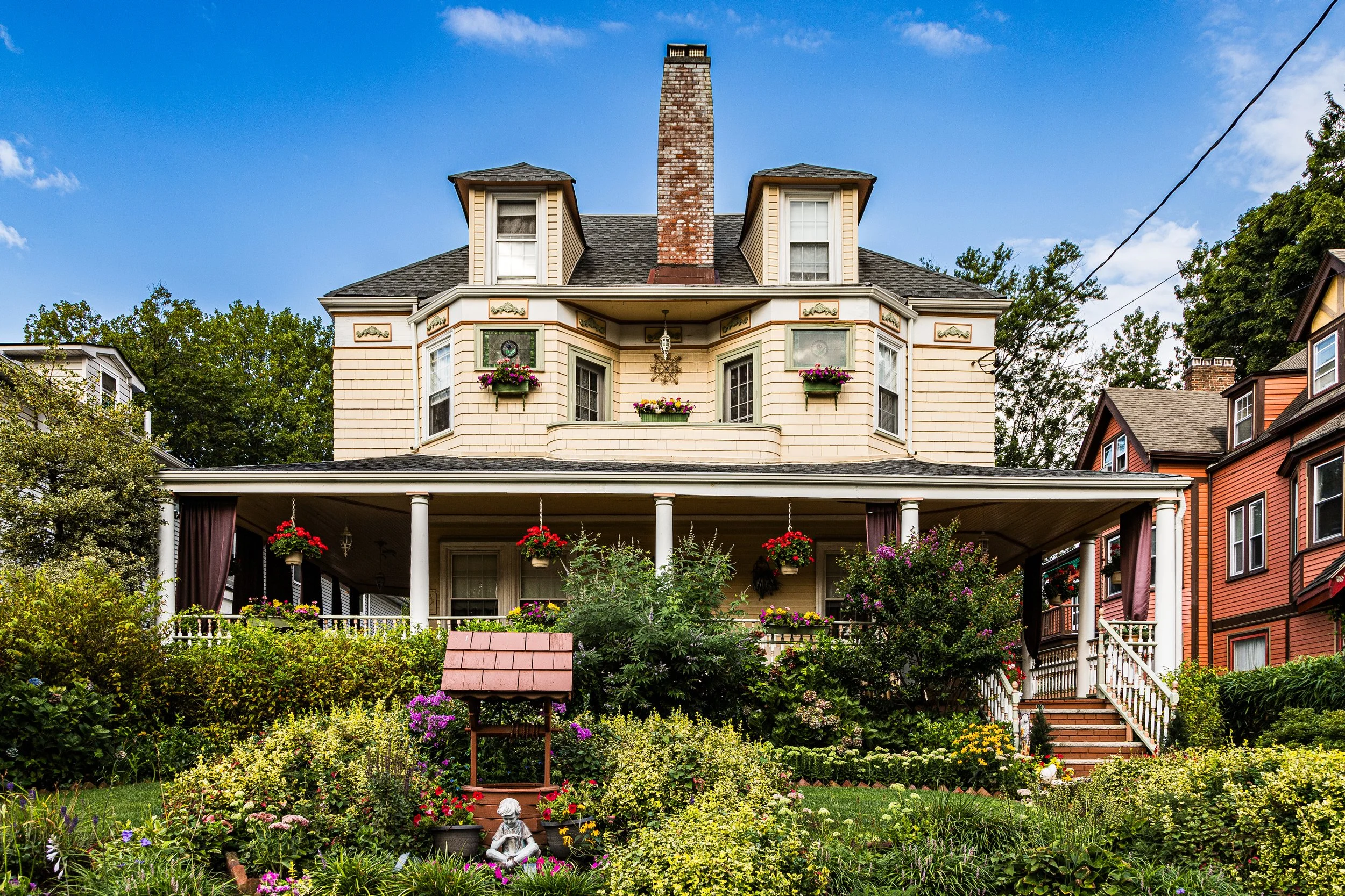 Randall Manor — CityNeighborhoods.NYC