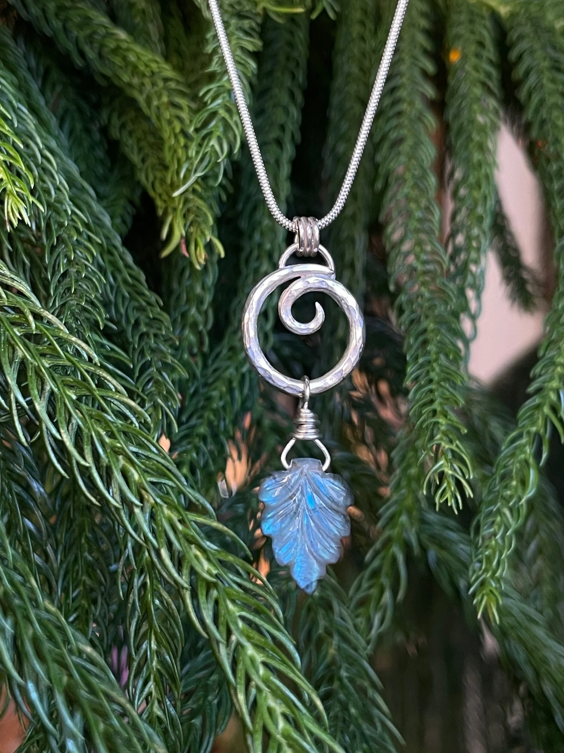 455682CC-7770-4B05-BB10-CD03498D990F