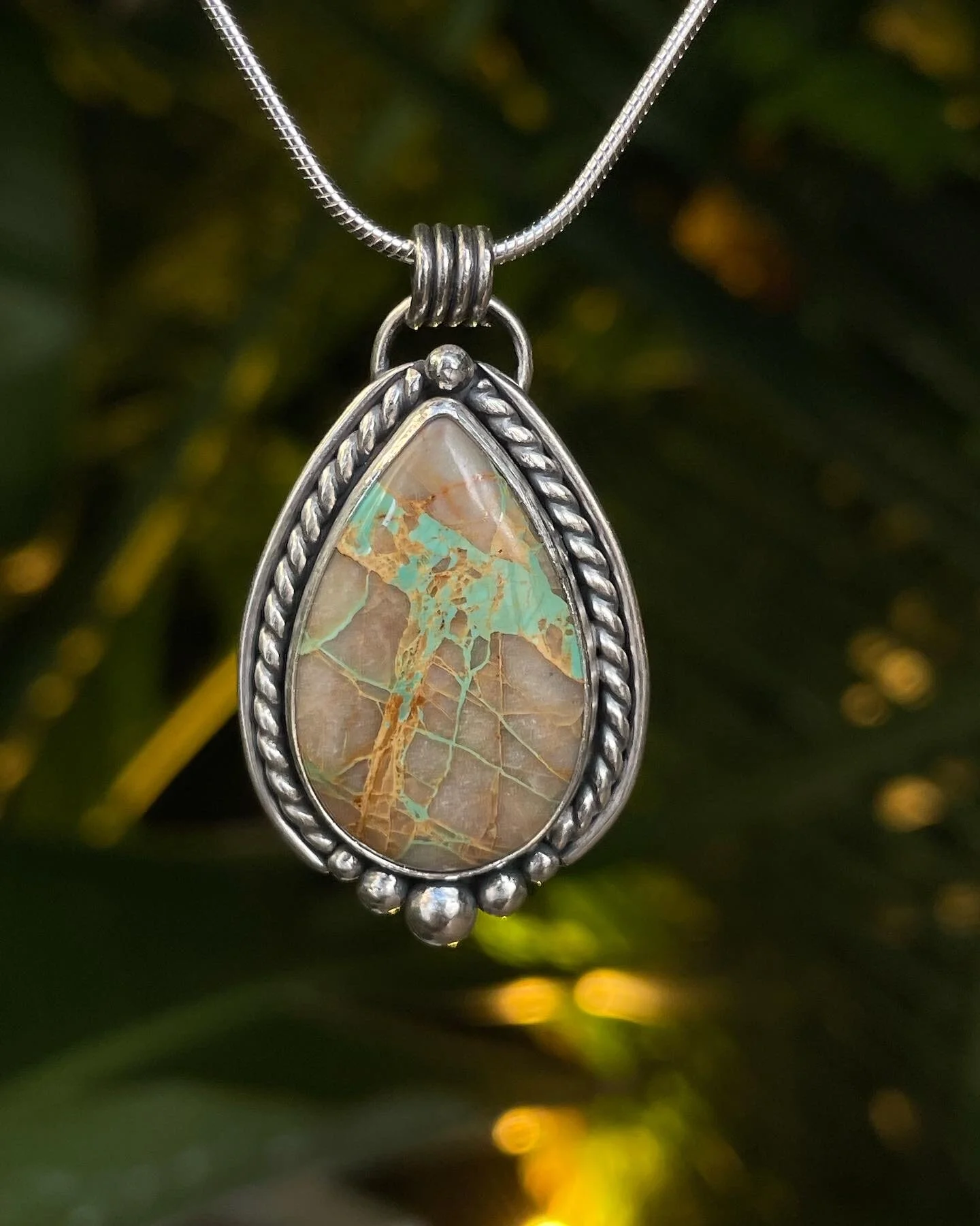 AF6F9808-926C-413F-8A65-35FA90FC6EFA