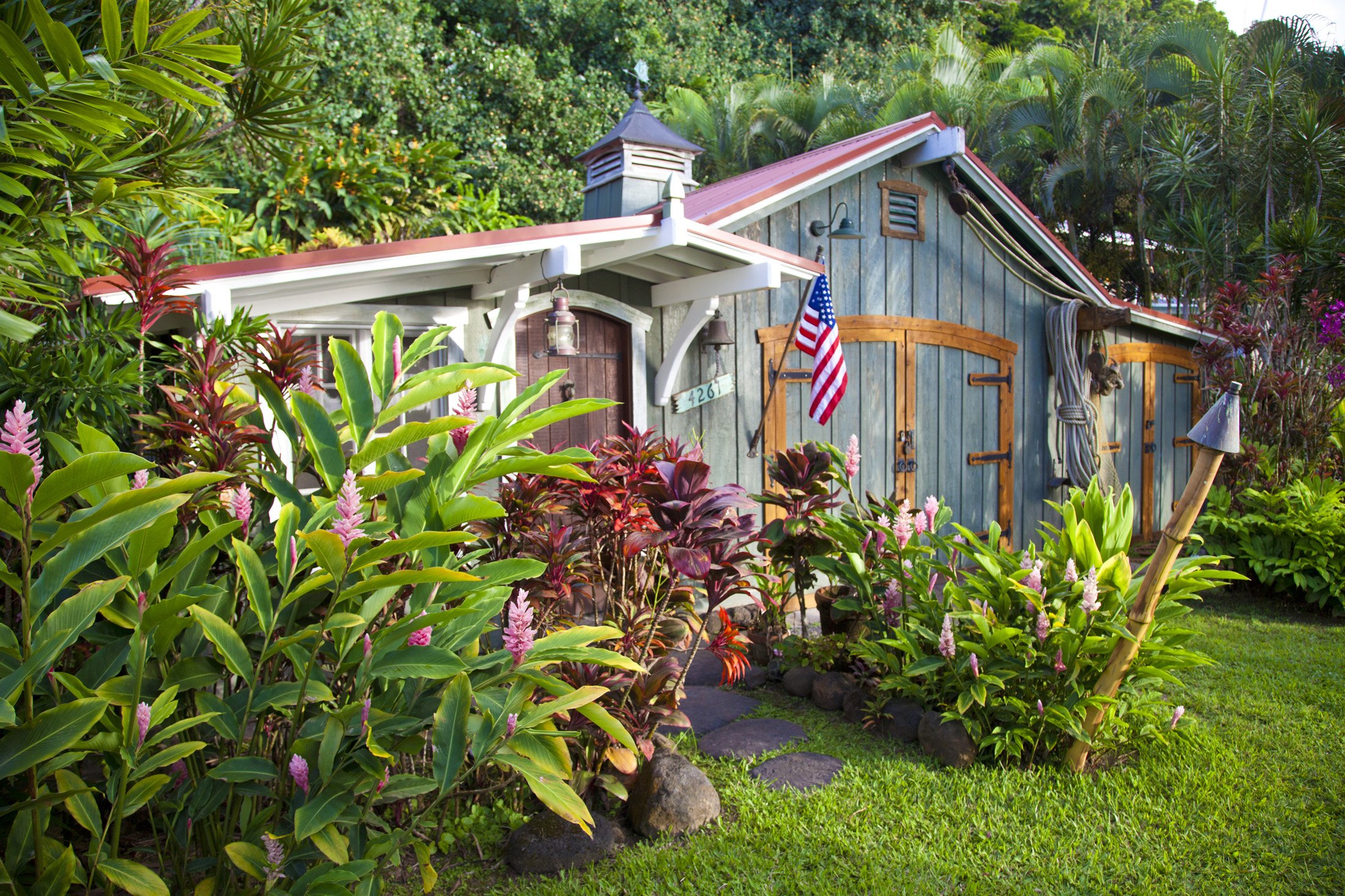 Anini Reef Hale - 4.jpg