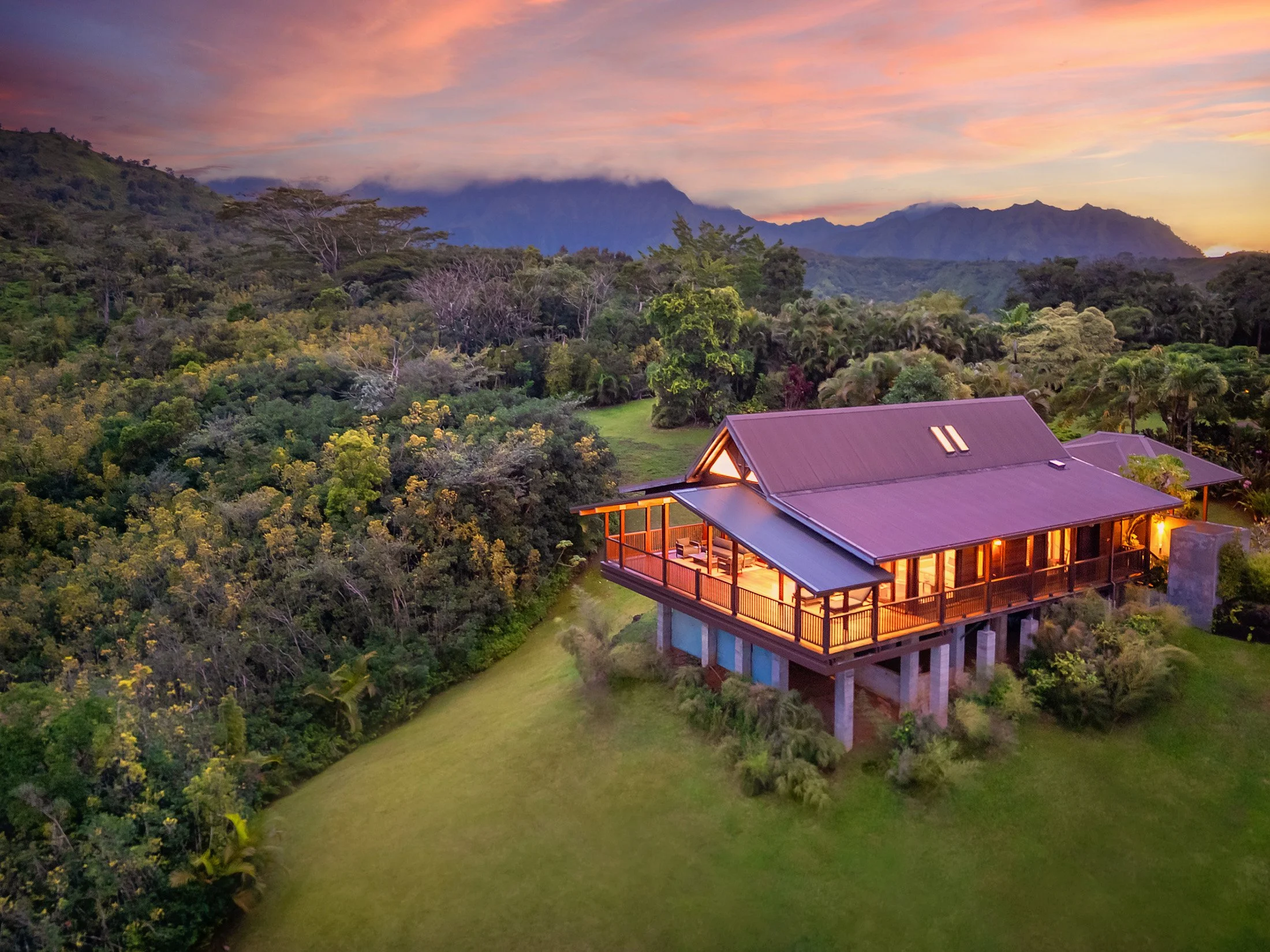 2540 C Halaulani Rd — Featured in Robb Report &amp; Homes of Celebs!