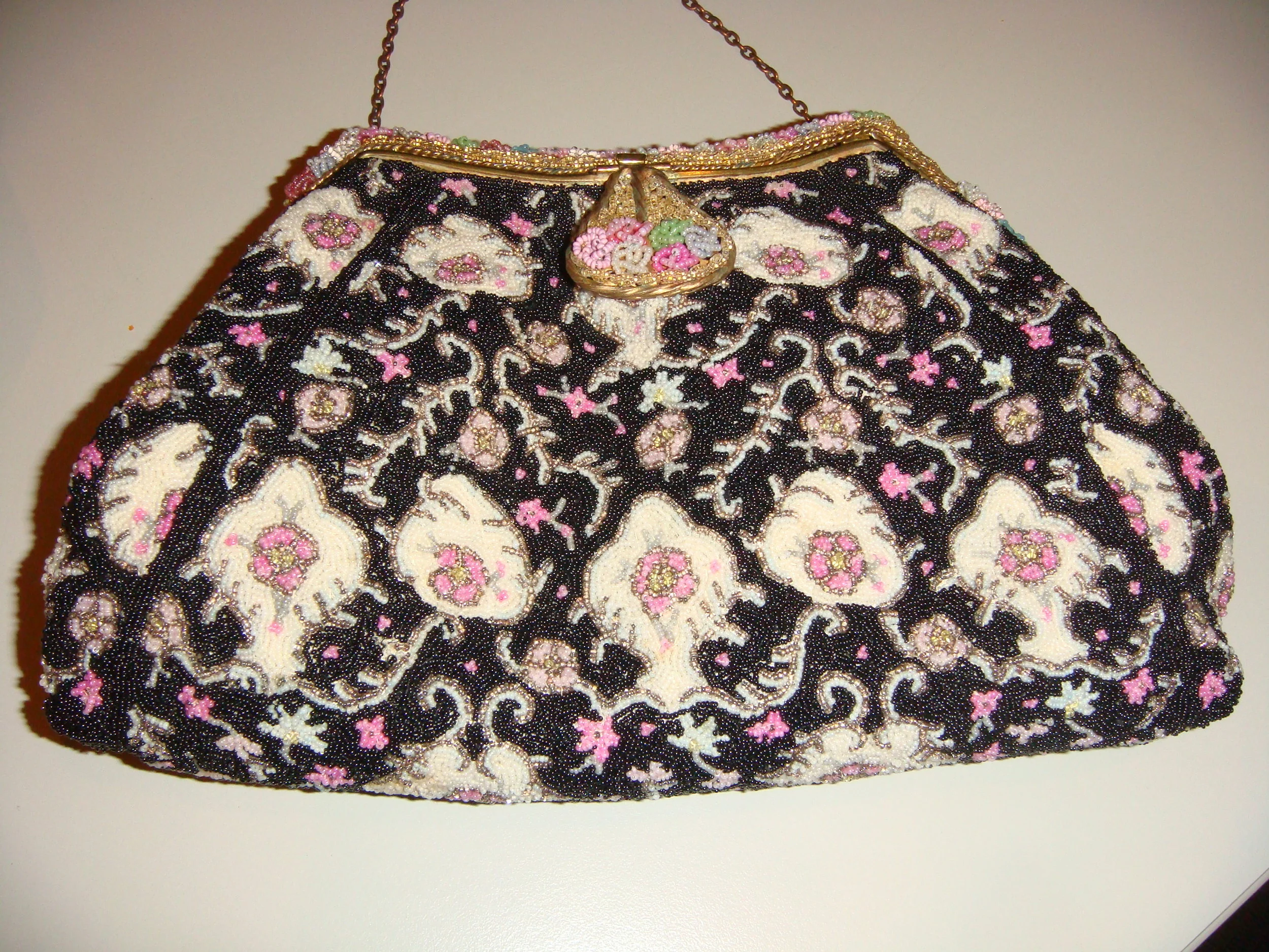 Wonderful beaded purse!