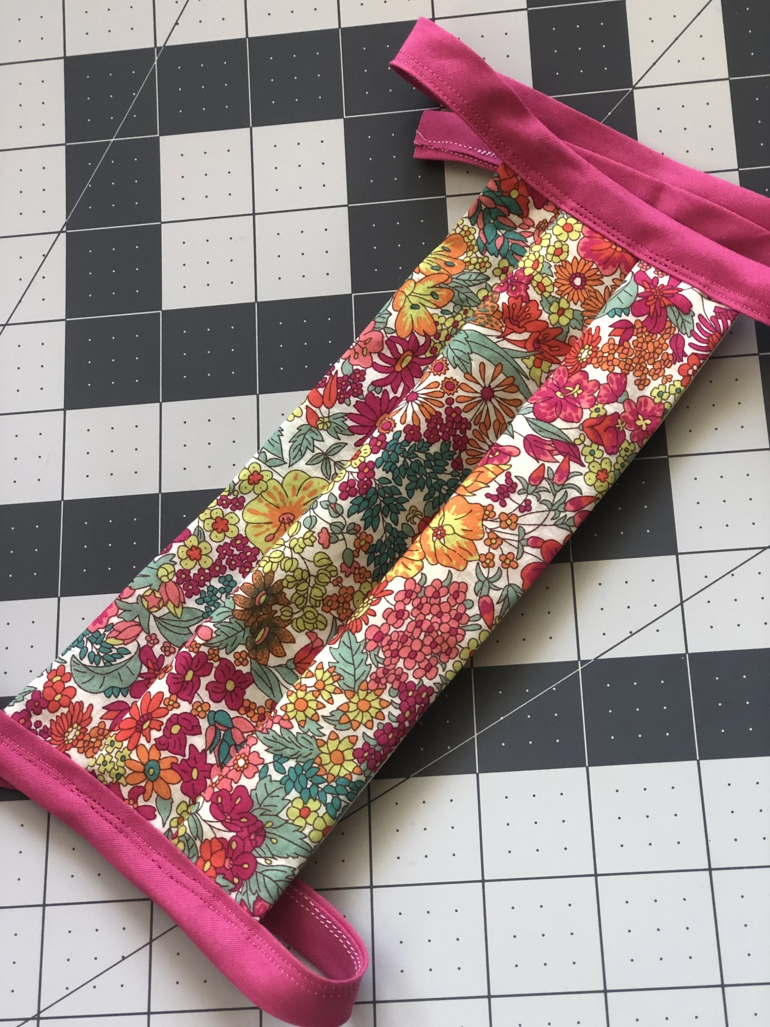 Wati Facemask Liberty Happy Floral.jpg