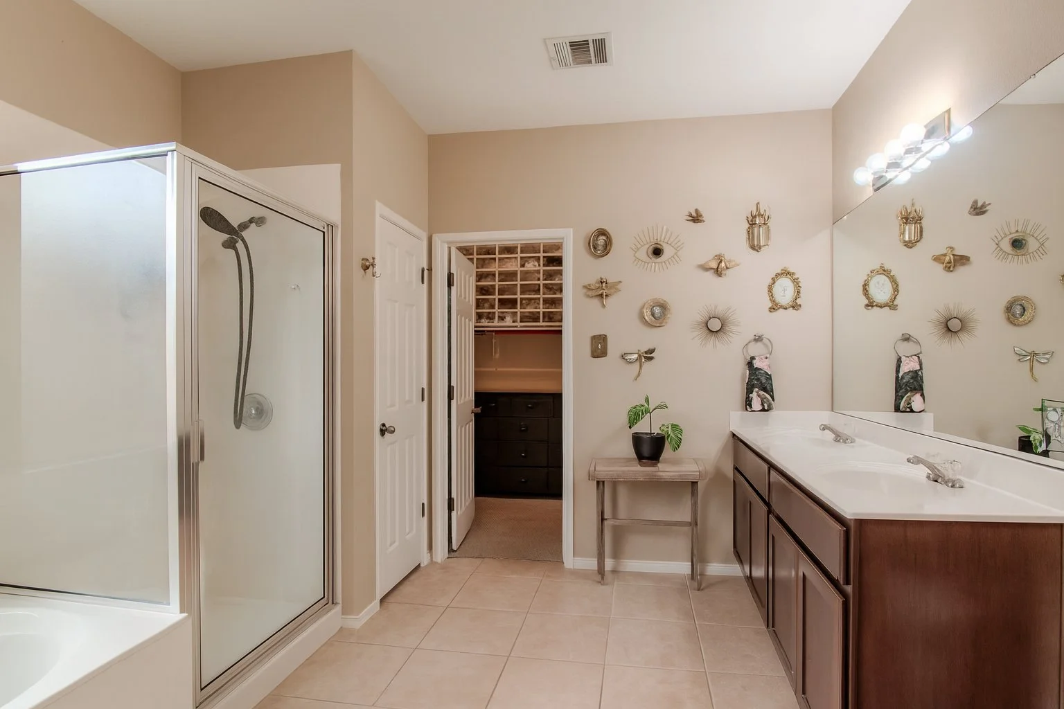 Bayou Bend Bathroom 2.jpg