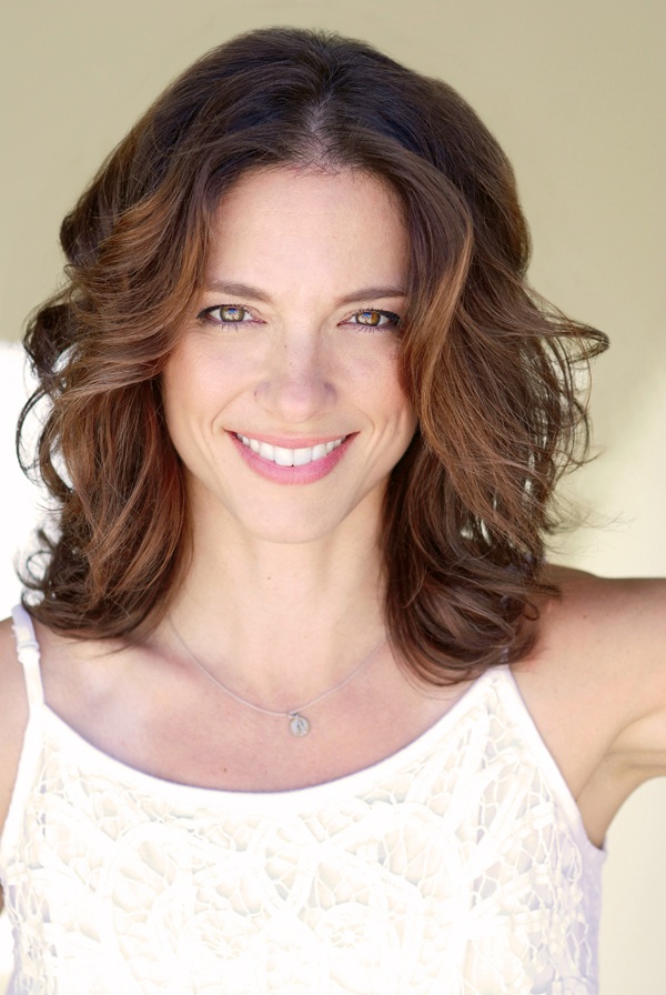 Nicol Zanzarella Headshot.jpg