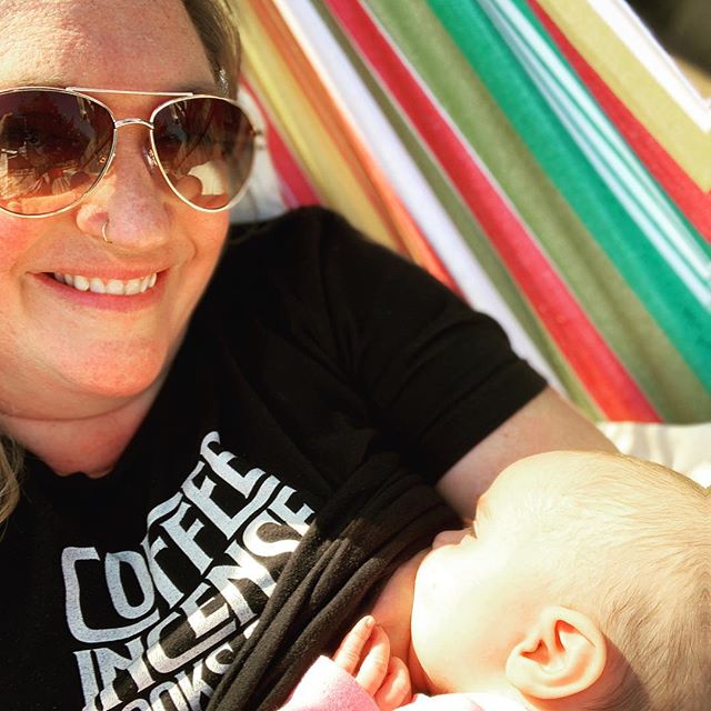 Hammock with my girl. How am I this lucky? .
Ps. @hillary.mcfarland this is still my favorite shirt! 😘 .
.
#theluminouswild #allisfulloflove #hammock#gooutside#plussizebirth #fourthtrimester #fourthtrimesterbodies #breastfeeding