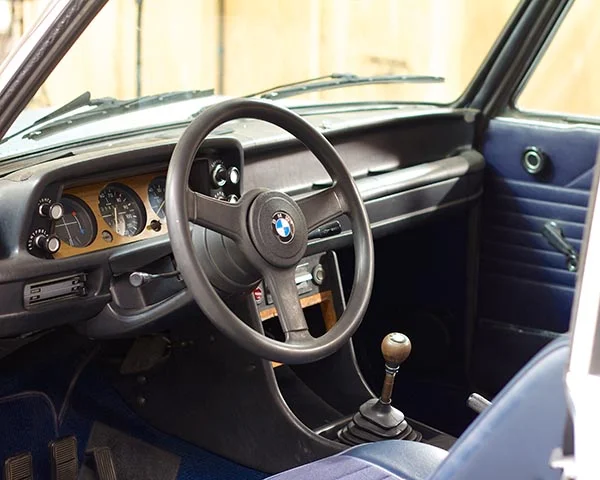 Clarion BMW 2002 Build 11481.jpg